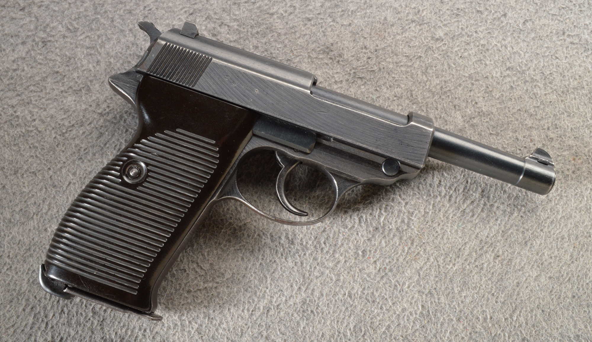 P 38 ~ Spreewerke (CYQ) ~ Z Prefix ~ 9mm ~ 1945 Production - Bass Pro Shops