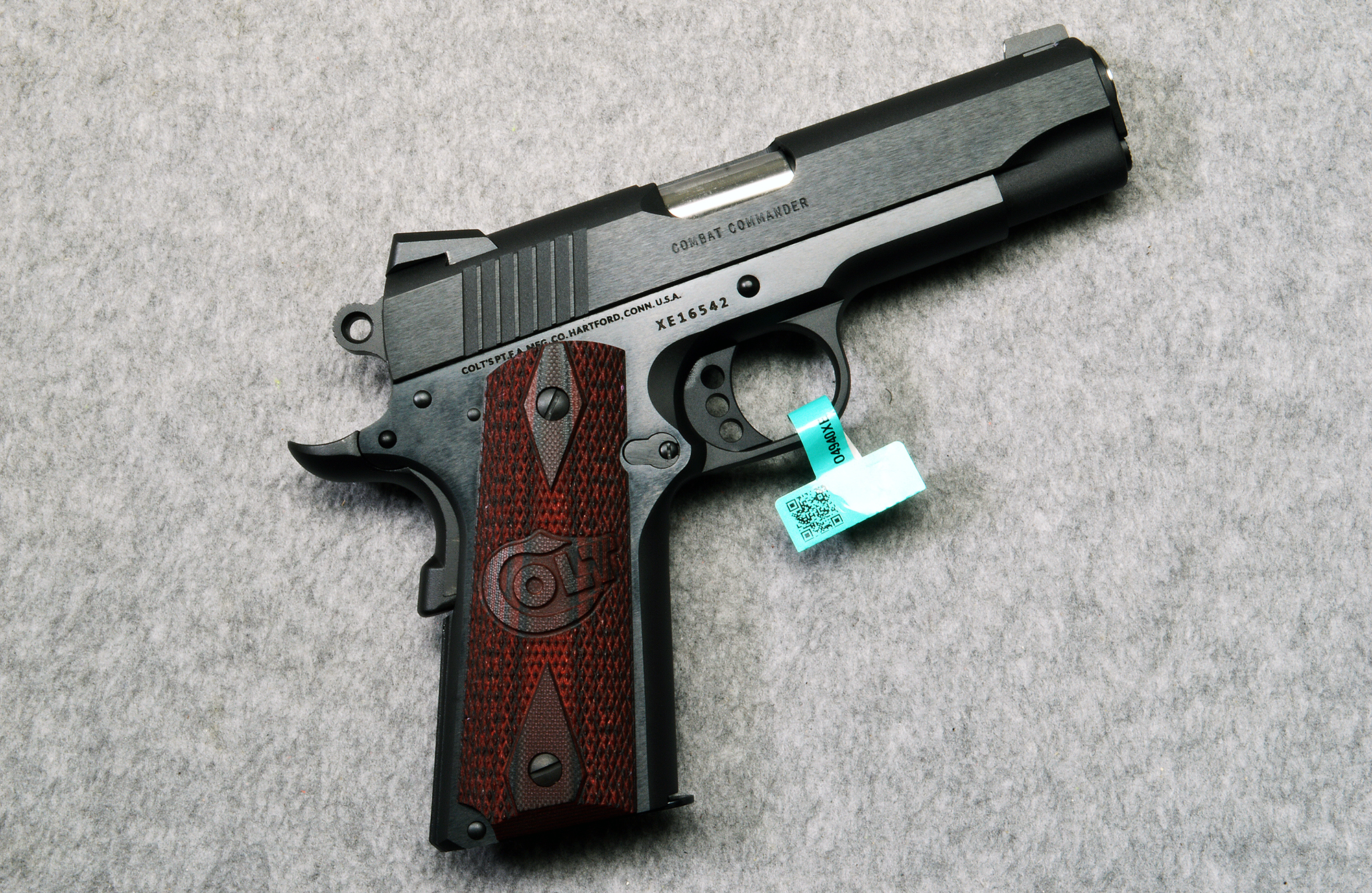 Image of Colt ~ Combat Commander ~ .45 ACP