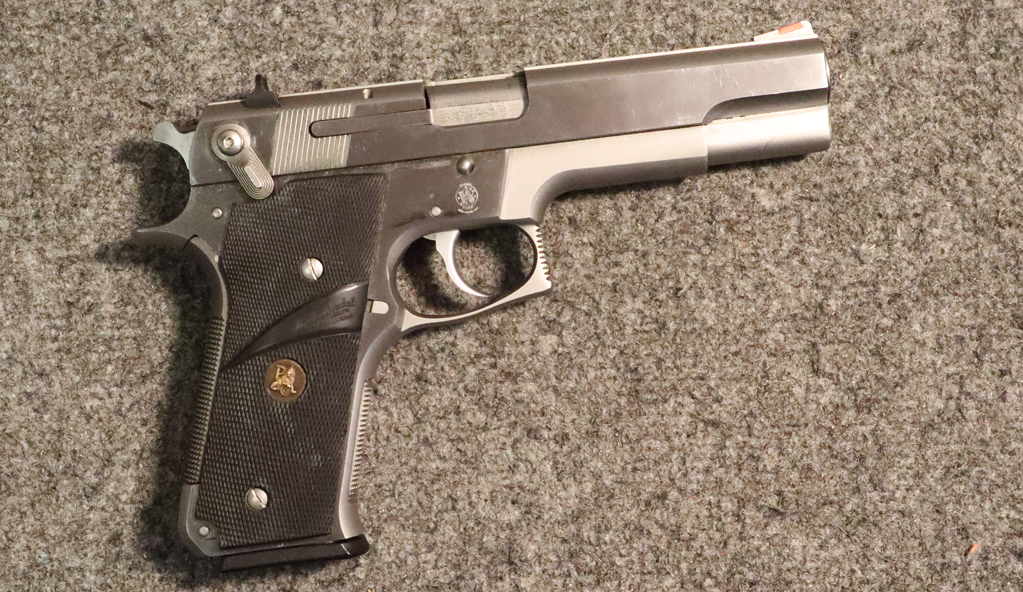 Image of Smith & Wesson ~ 645 ~ .45 Auto (SKU: 4676248)