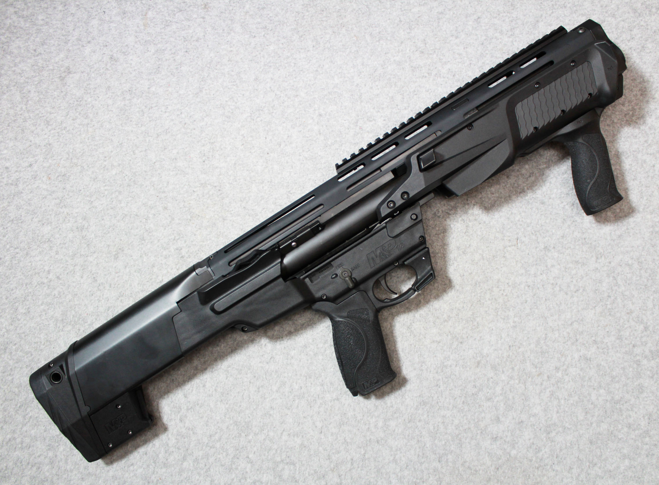 Smith & Wesson ~ M&P 12 ~ 12 Gauge - Bass Pro Shops