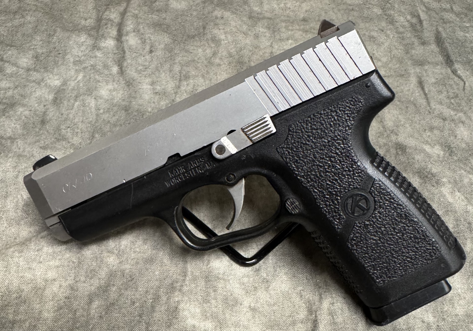 Kahr~CW40~.40 S&W - Bass Pro Shops