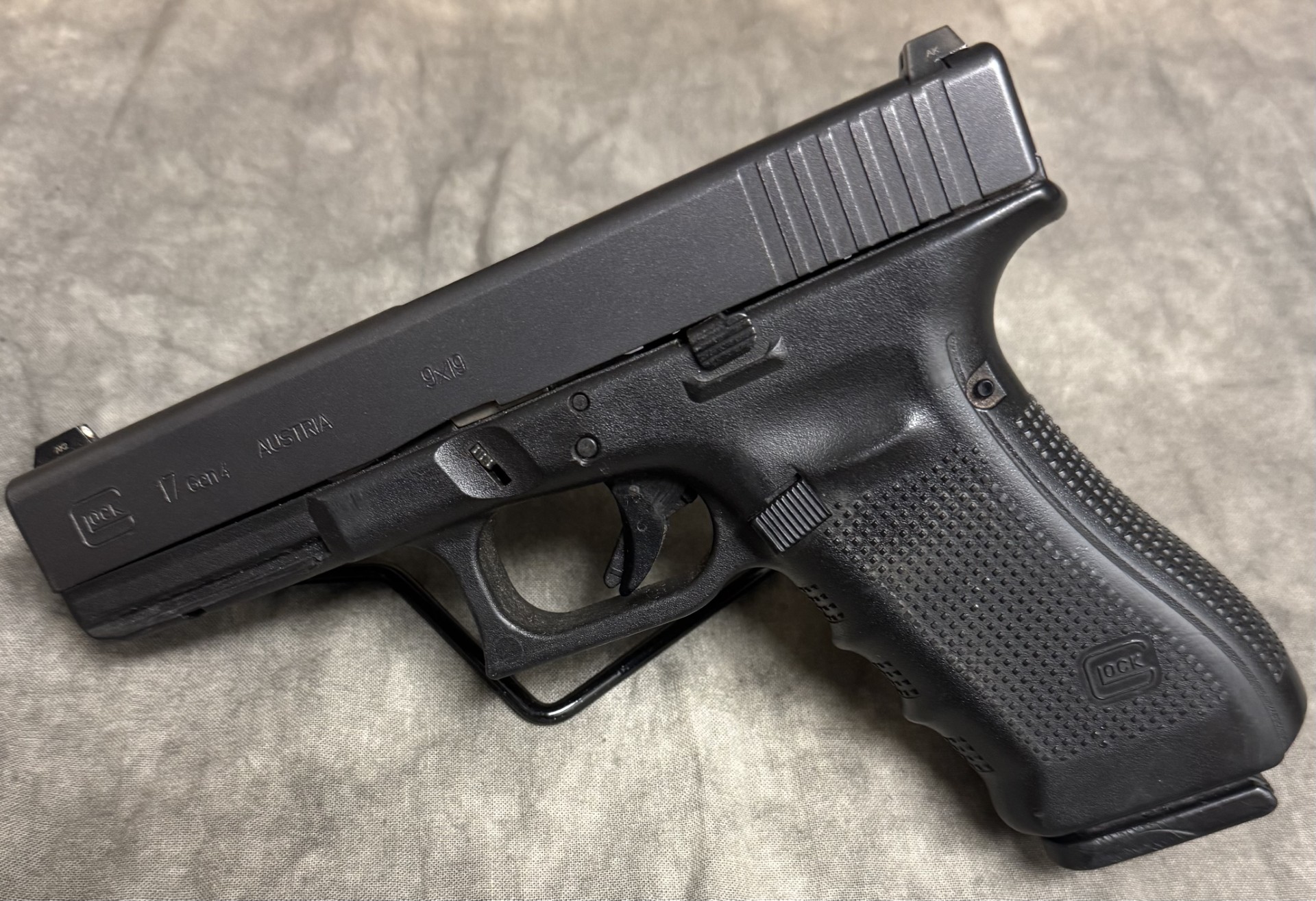 Glock~17 Gen4~9mm Luger - Bass Pro Shops