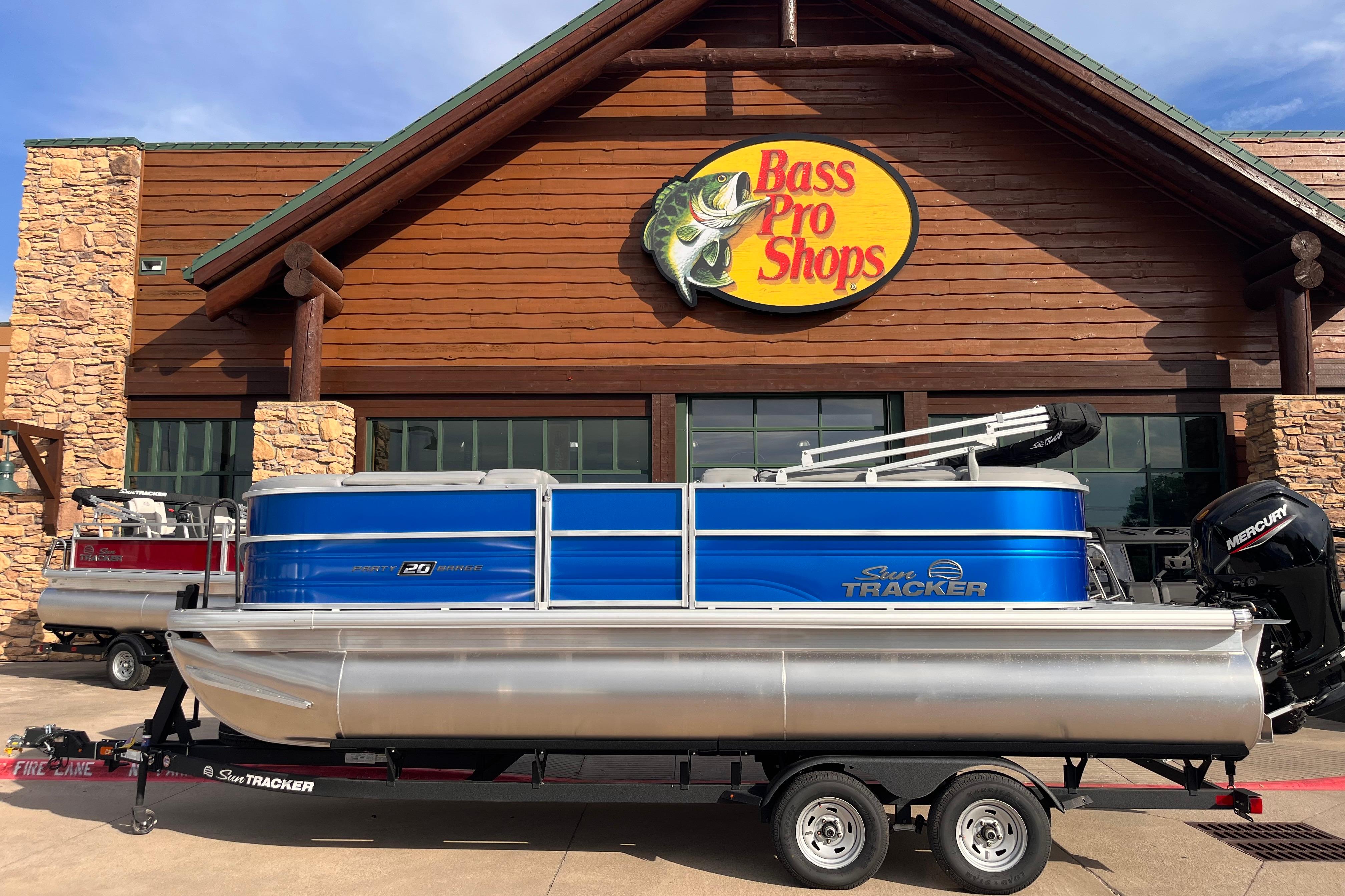 Image of 2026 SUN TRACKER PARTY BARGE 20 DLX