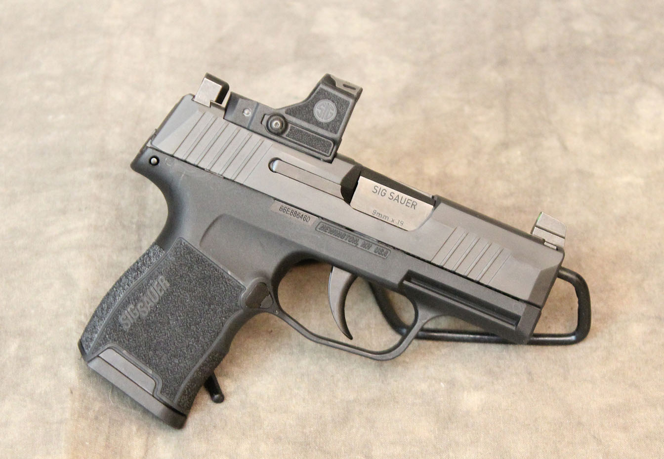 Sig Sauer ~ P365 ~ 9mm - Bass Pro Shops
