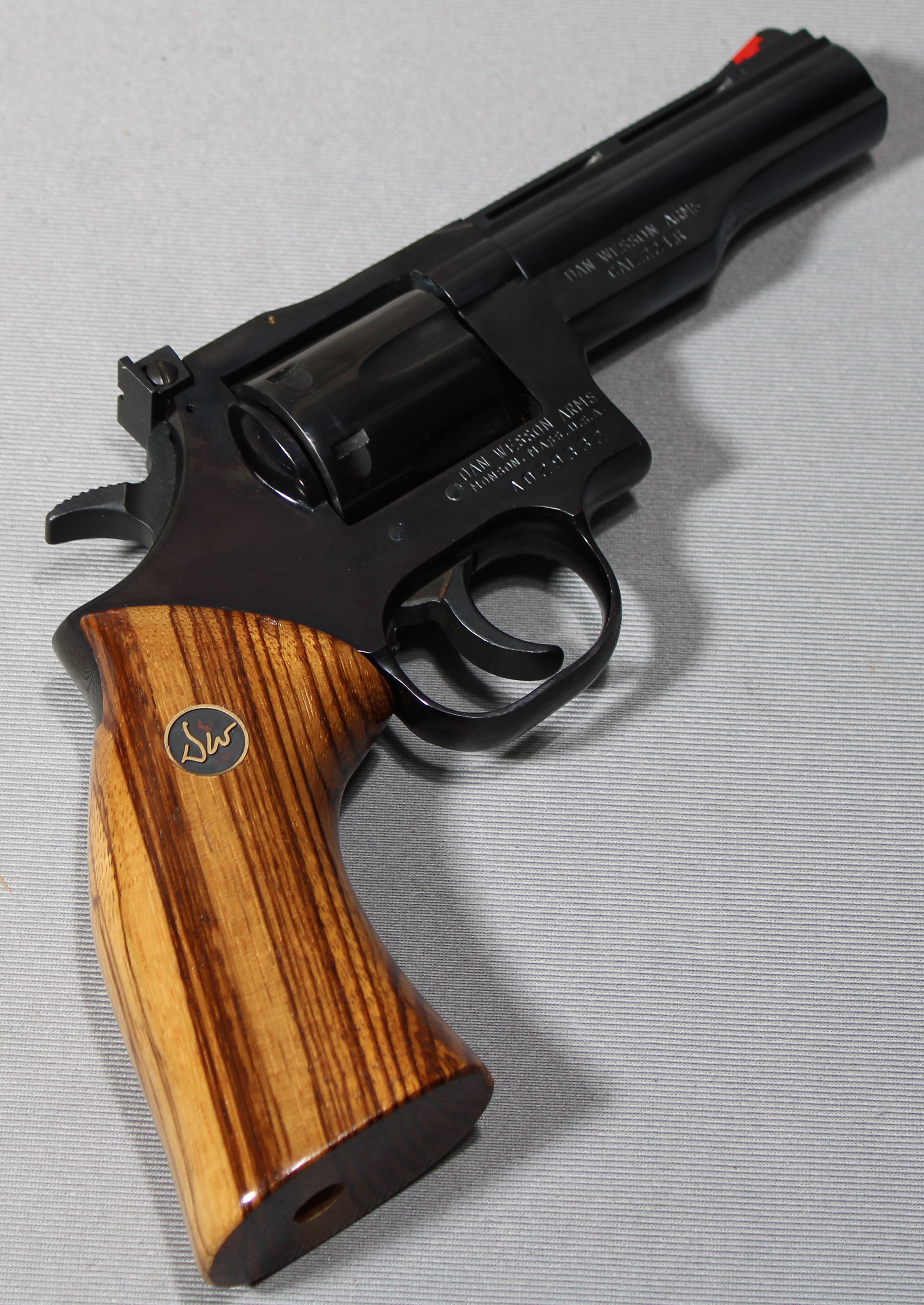 Dan Wesson ~ V22 ~ .22 Long Rifle - Bass Pro Shops