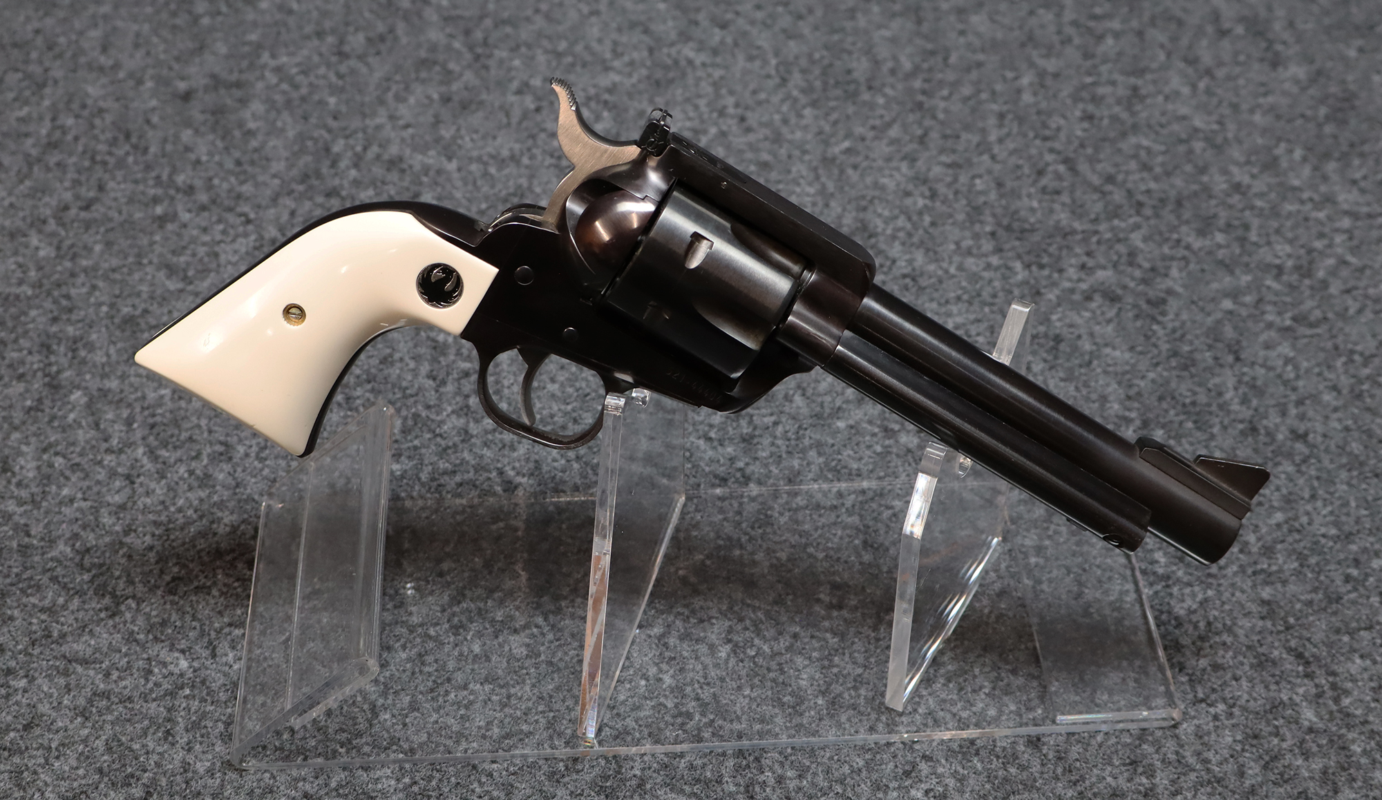 Ruger ~ New Model Black Hawk ~ .45 Colt (4685964) - Ruger