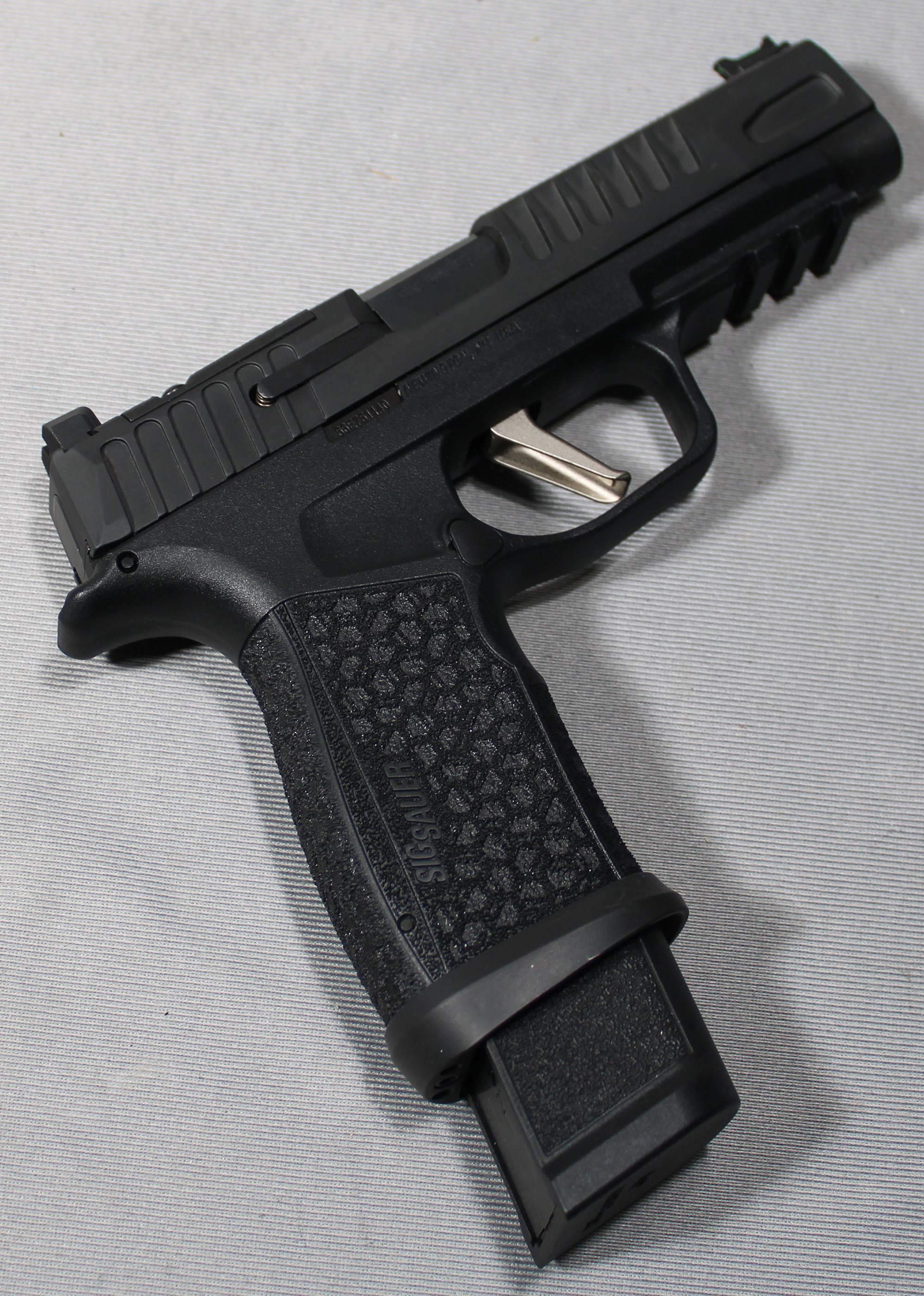 SIG Sauer ~ P365 Fuse ~ 9mm - Bass Pro Shops