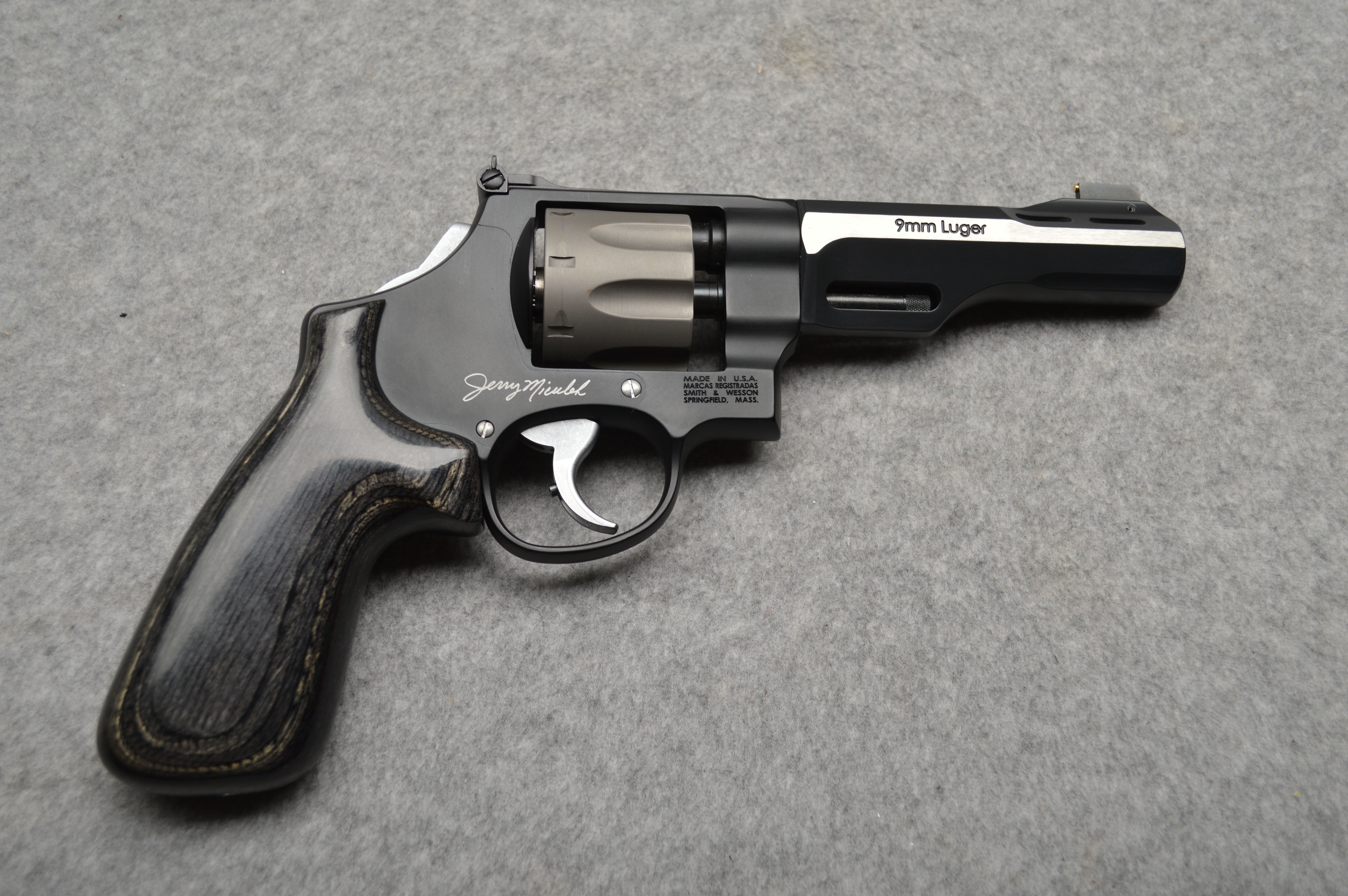 Smith & Wesson ~ Jerry Miculek ~ 9mm - Bass Pro Shops