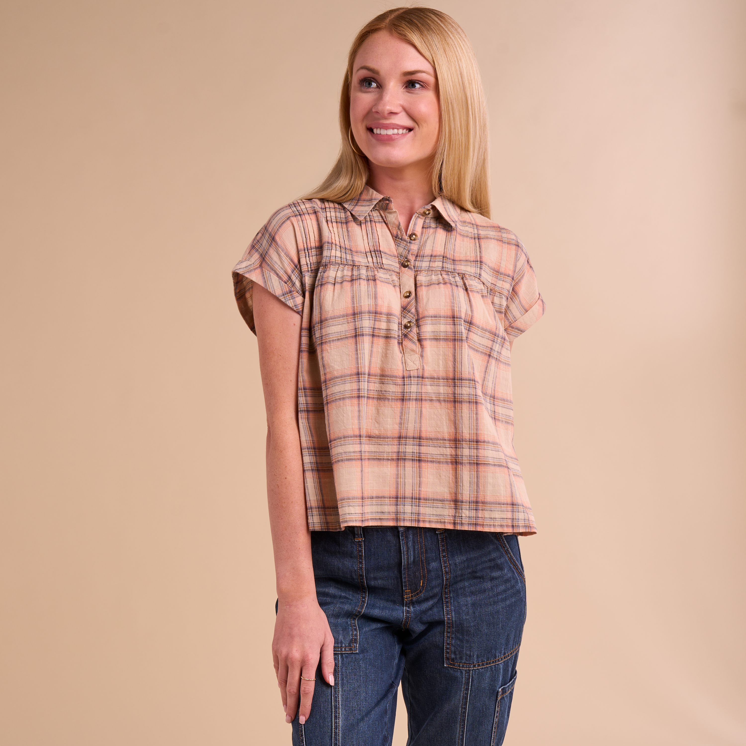 Image of Natural Reflections Plaid Henley Short-Sleeve Pullover Shirt - Egret Plaid