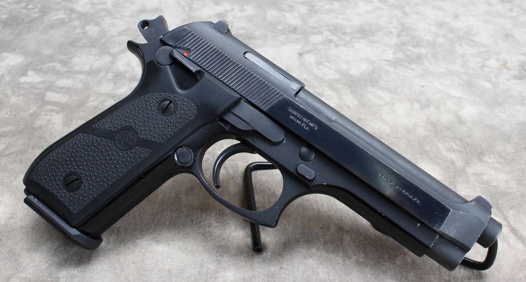 Taurus~ PT 92 AF~ 9x19 - Bass Pro Shops