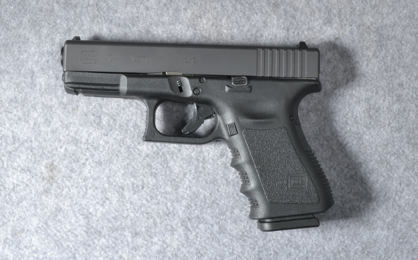 Glock 19 Gen 3 - Bass Pro Shops