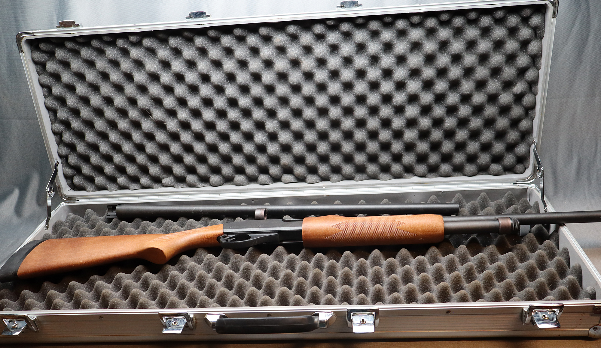 Remington ~ 870 Express Magnum ~ 20 Gauge - Bass Pro Shops