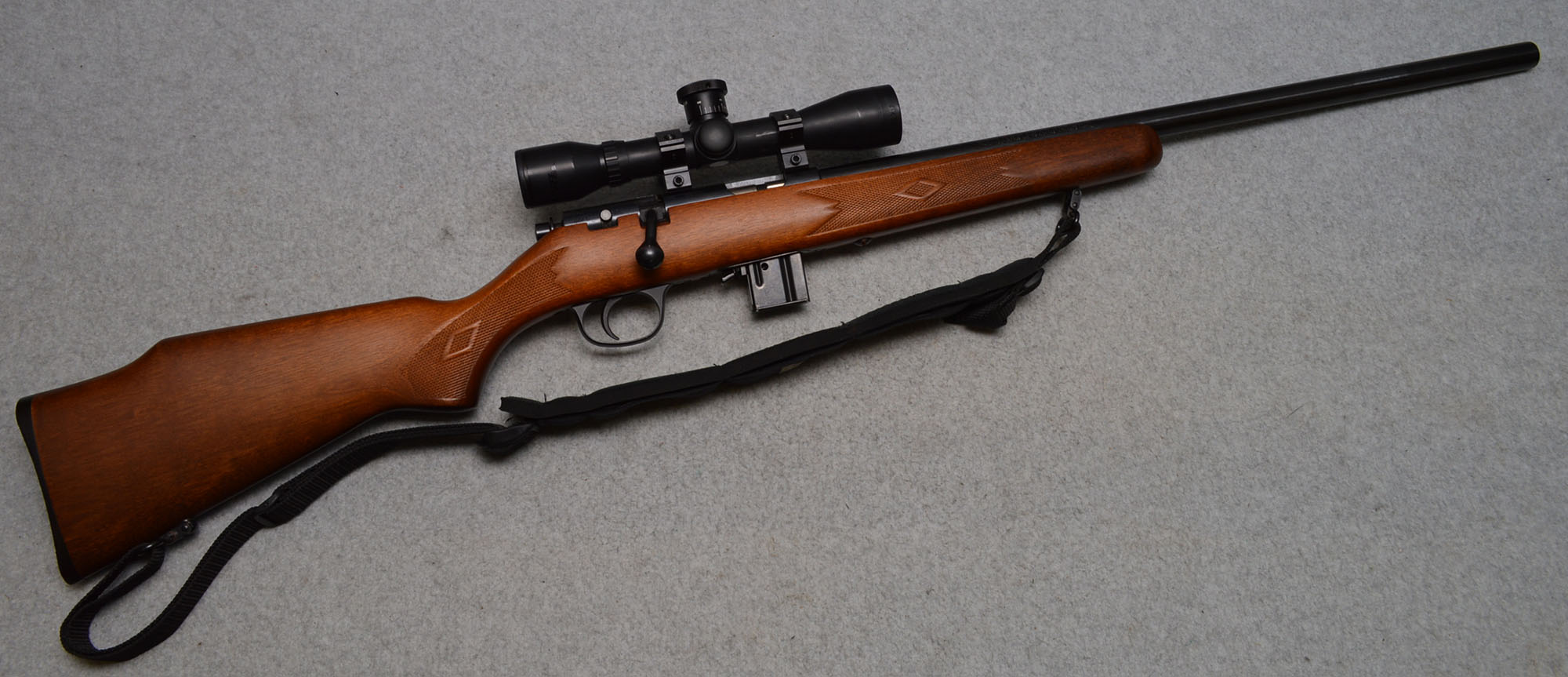 Marlin ~ 917V ~ .17 HMR - Bass Pro Shops