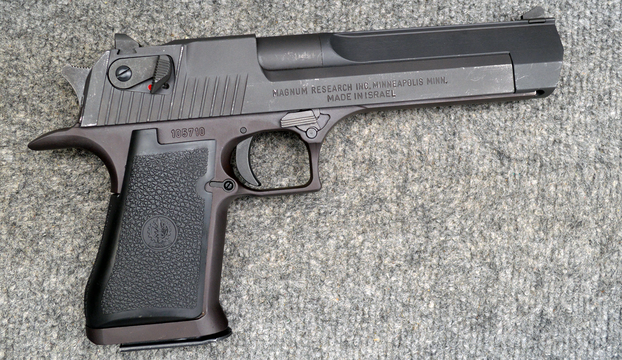 Image of Magnum Research ~ Desert Eagle Mk ? ~ .44 Mag