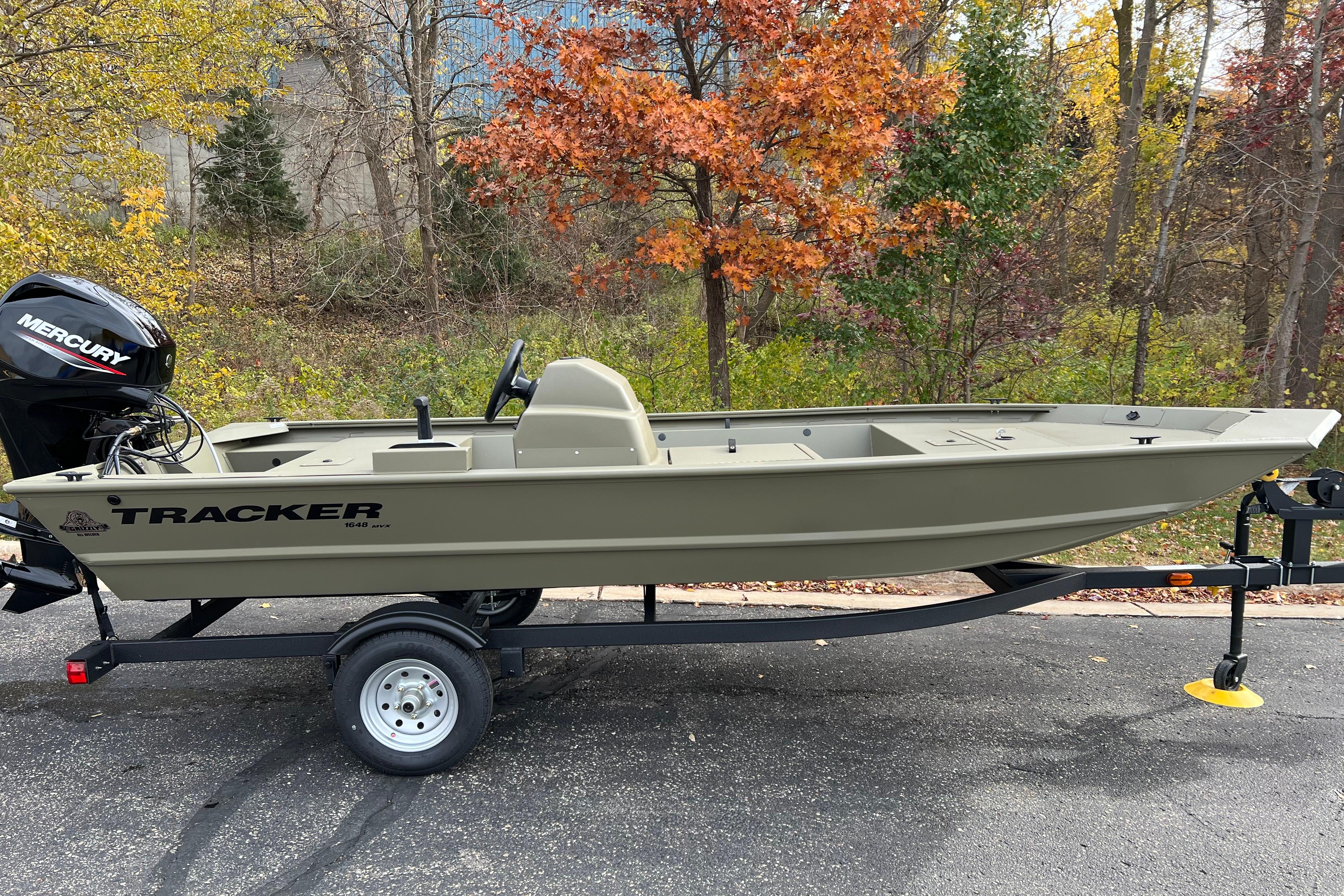 Image of 2026 TRACKER GRIZZLY 1648 SC