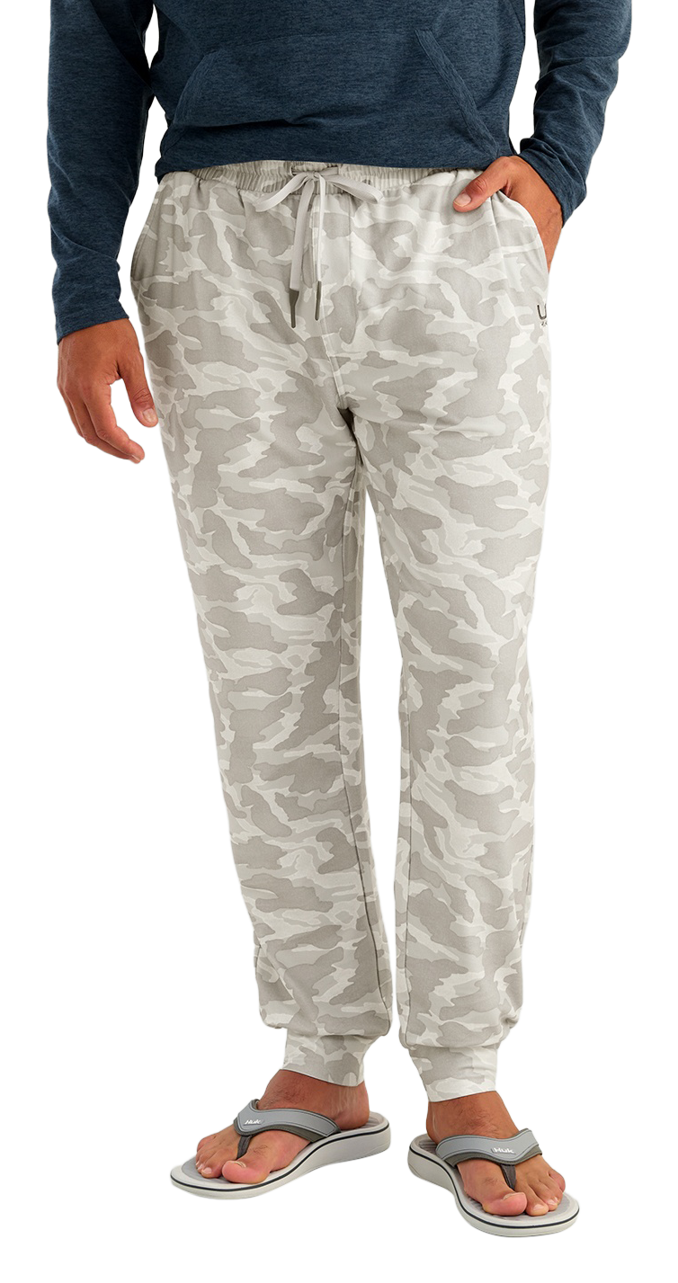 HUK LEEWARD PRINTED FLEECE JOGGER, Color: SEAGULL, Size: S (H2000283-059-S)