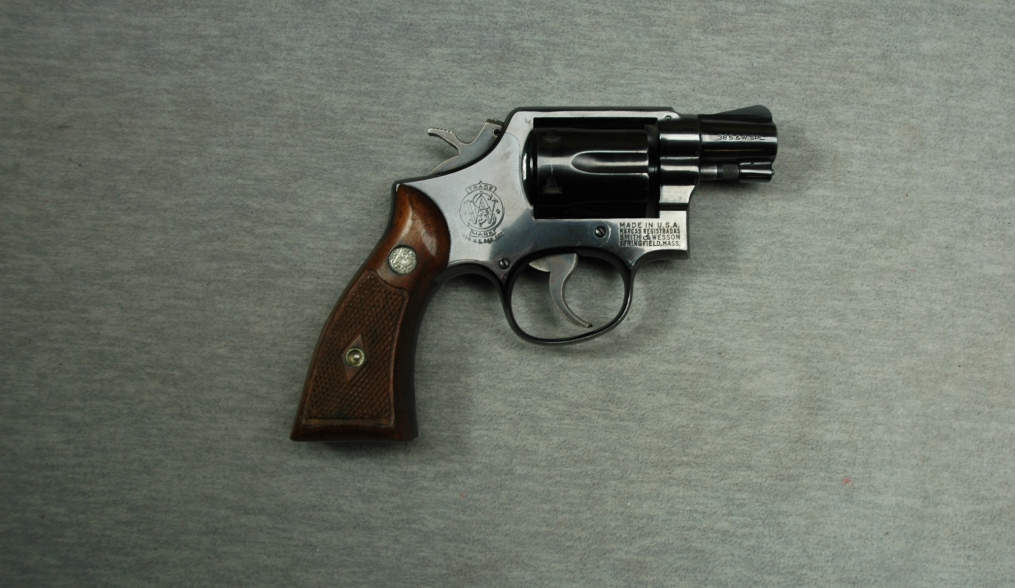 Smith & Wesson ~ 10-5 ~ .38 Special - Bass Pro Shops