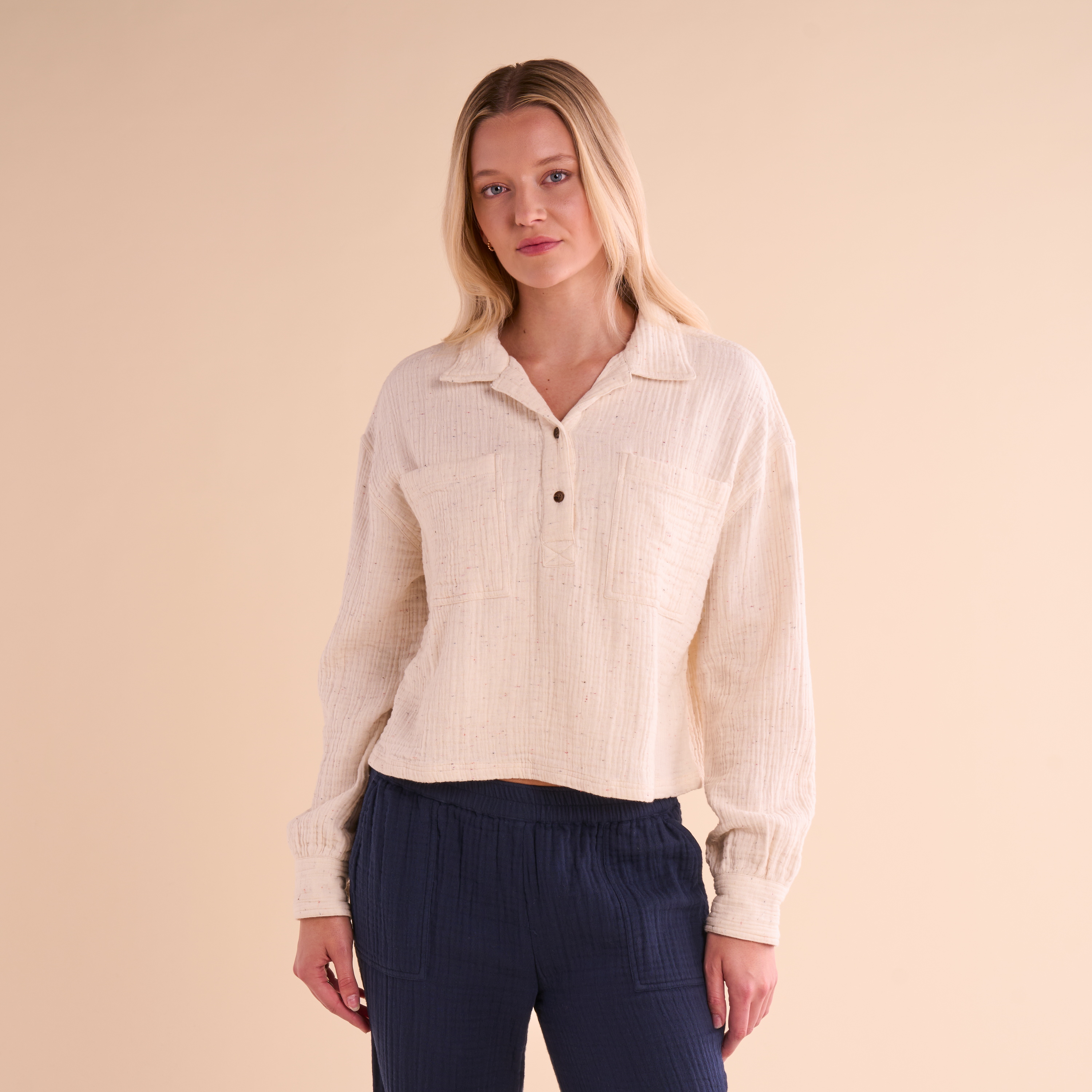 Image of Natural Reflections Double Cloth Long-Sleeve Pullover - Egret Fleck