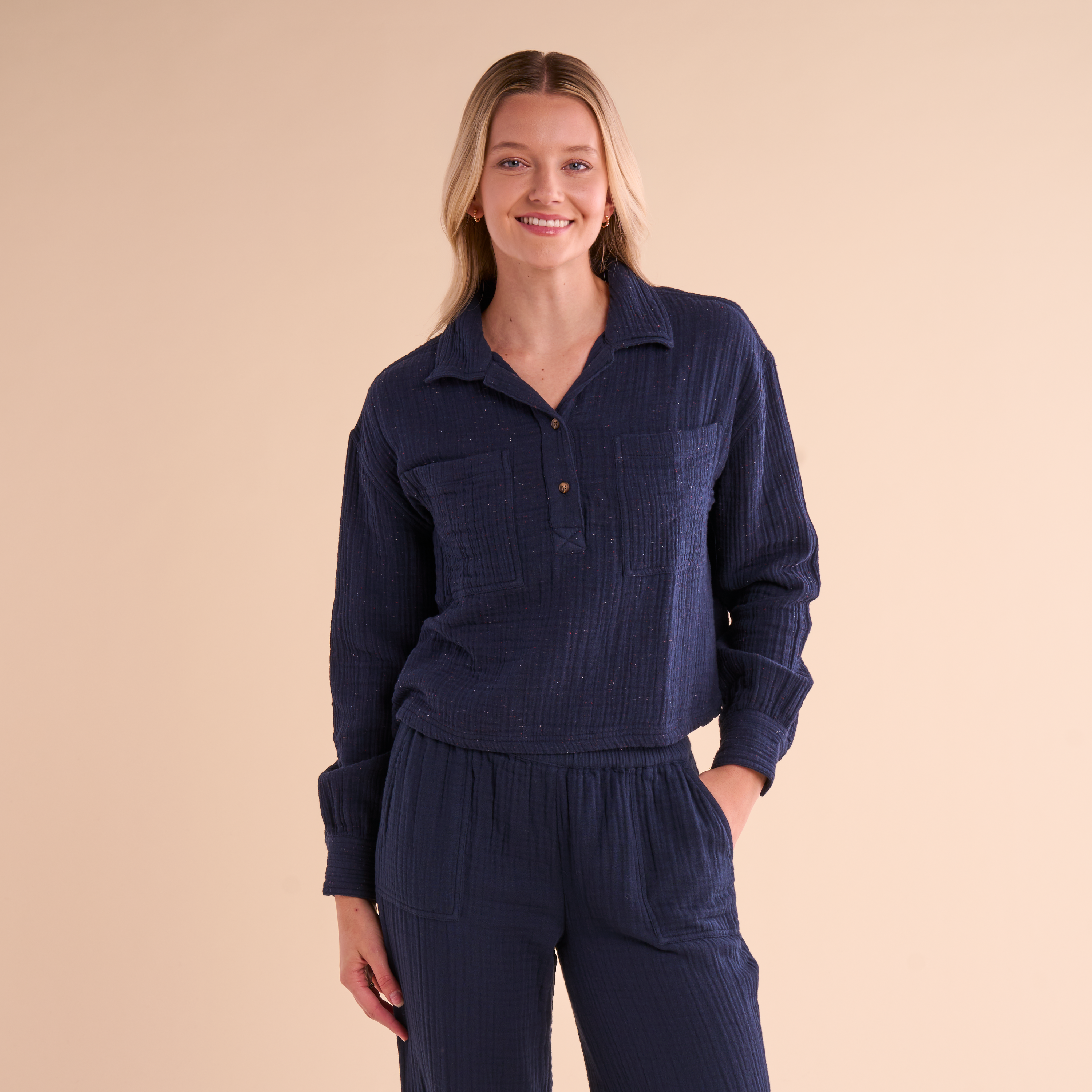 Image of Natural Reflections Double Cloth Long-Sleeve Pullover - Navy Blazer Fleck