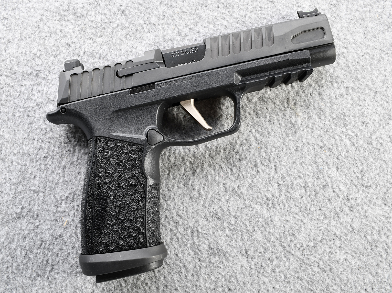 SIG Sauer ~ P365 Fuse ~ .9mm - Bass Pro Shops