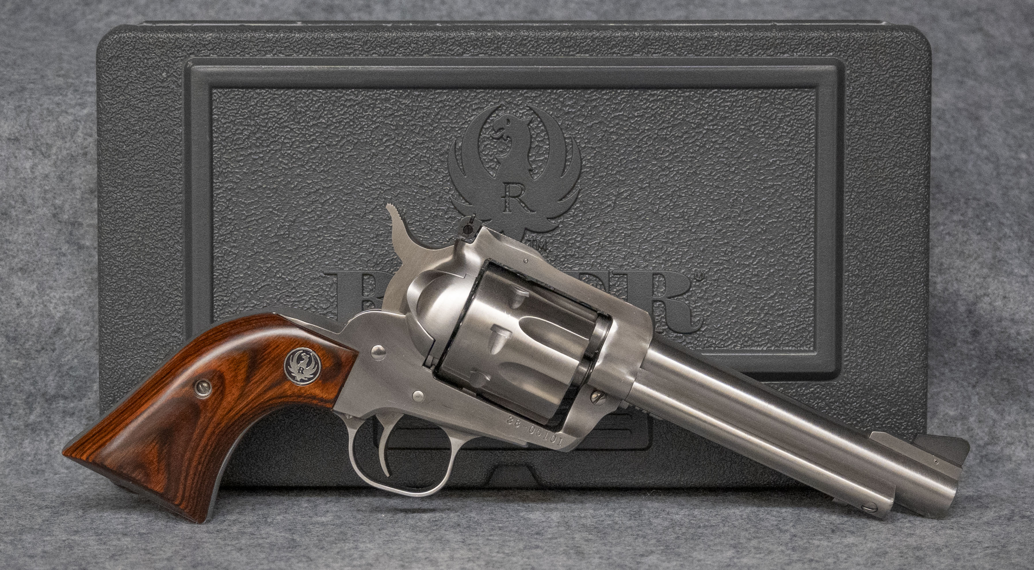 Image of Ruger New Model Blackhawk .327 Magnum