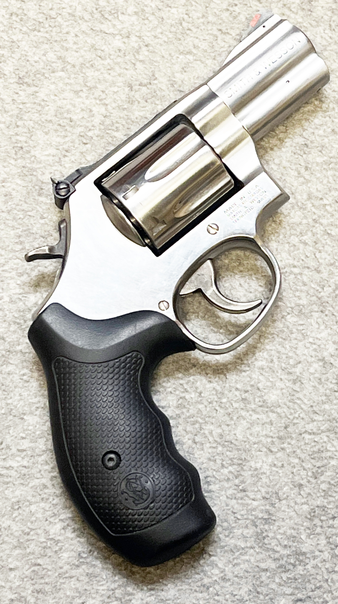 Smith & Wesson ~ 686-6 ~ .357 Magnum. - Bass Pro Shops