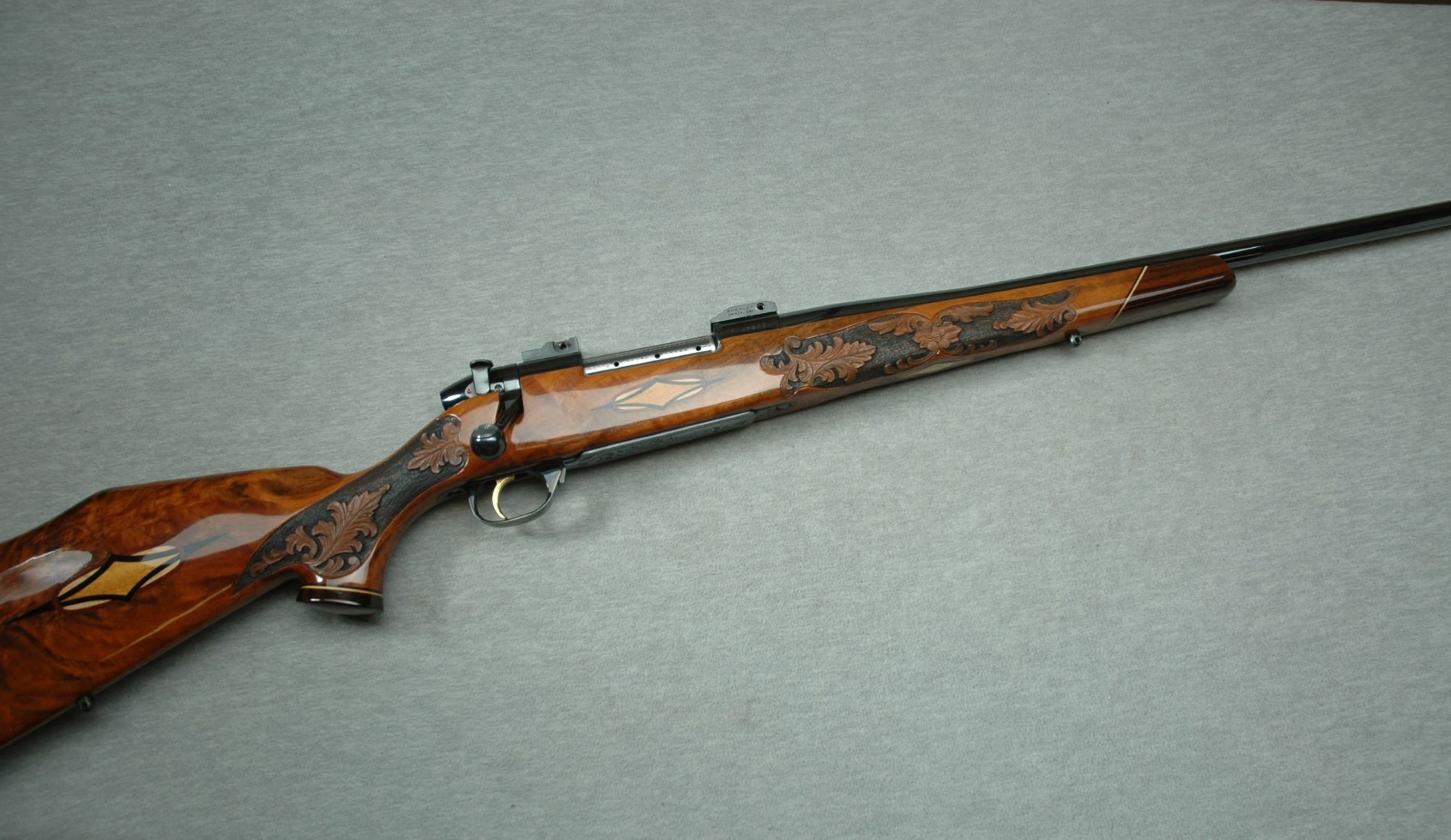 Weatherby ~ Mark V Crown Grade ~ .300 Weatherby Magnum - Bass Pro Shops