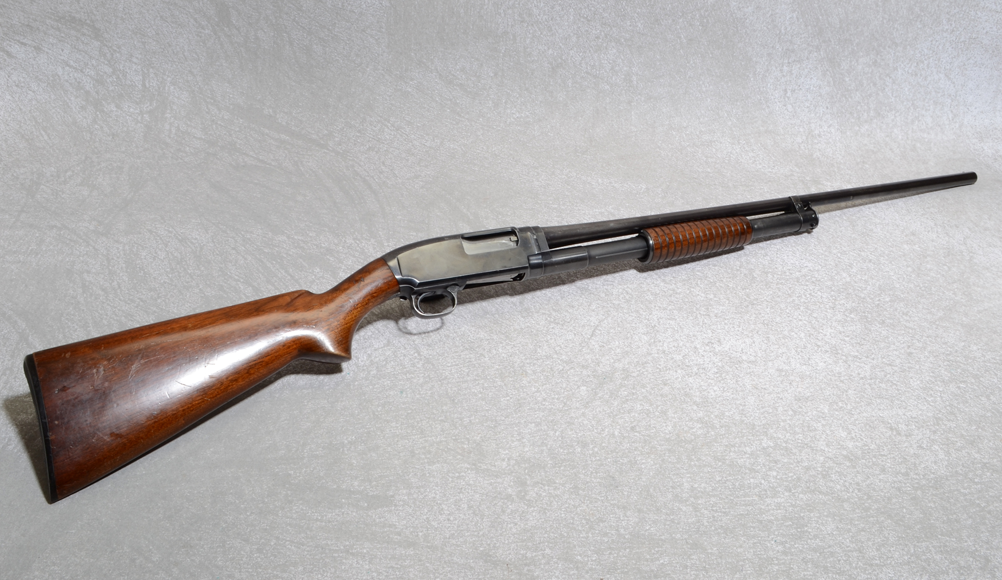 Winchester 12 Shotgun, 20 Gauge, 28 Inch Barrel, 6 3/4 lbs. - Bass Pro Shops