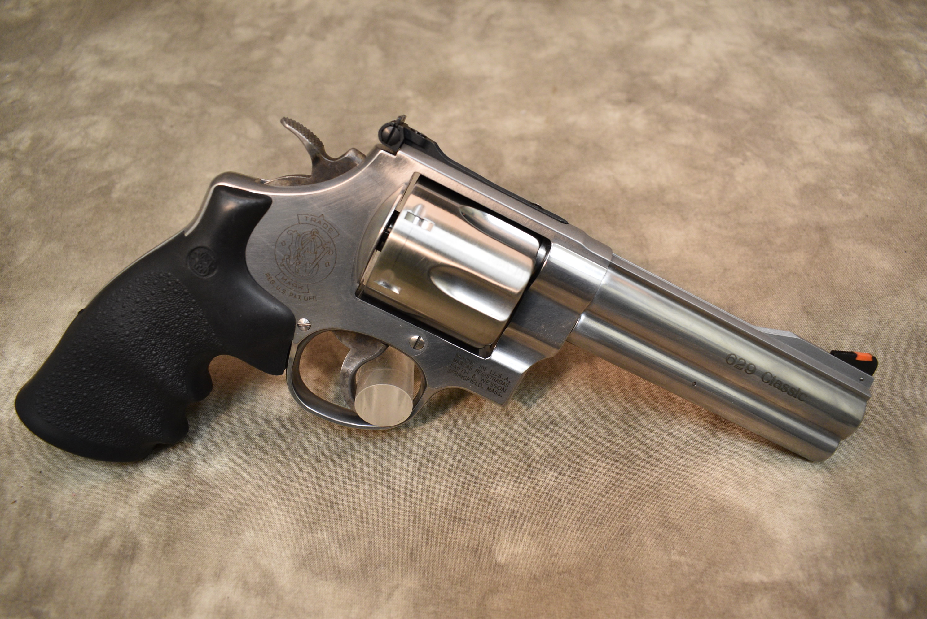 Image of Smith & Wesson~629-5~.44 Mag