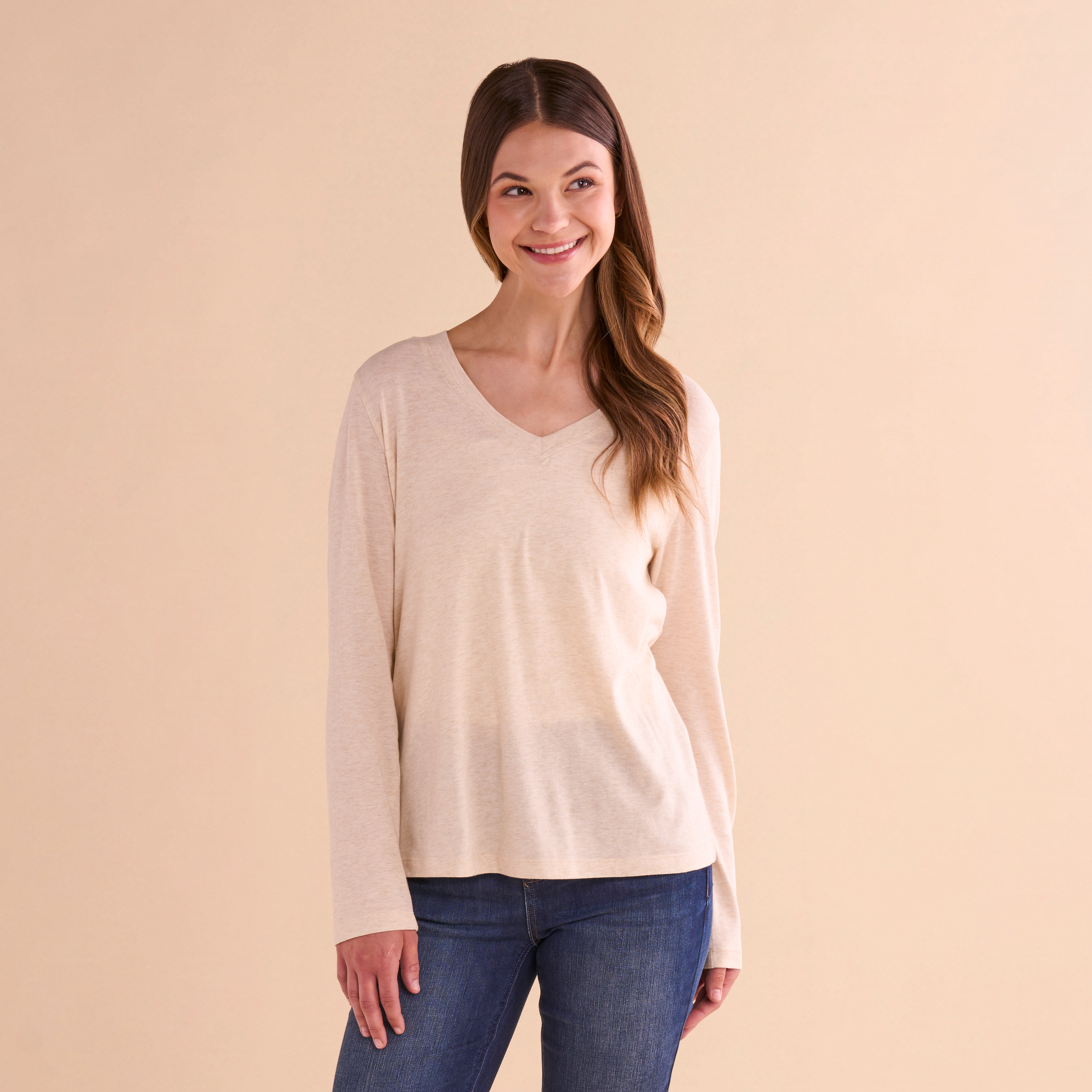 Image of Natural Reflections Everyday V-Neck Long-Sleeve T-Shirt - Heather Oatmeal