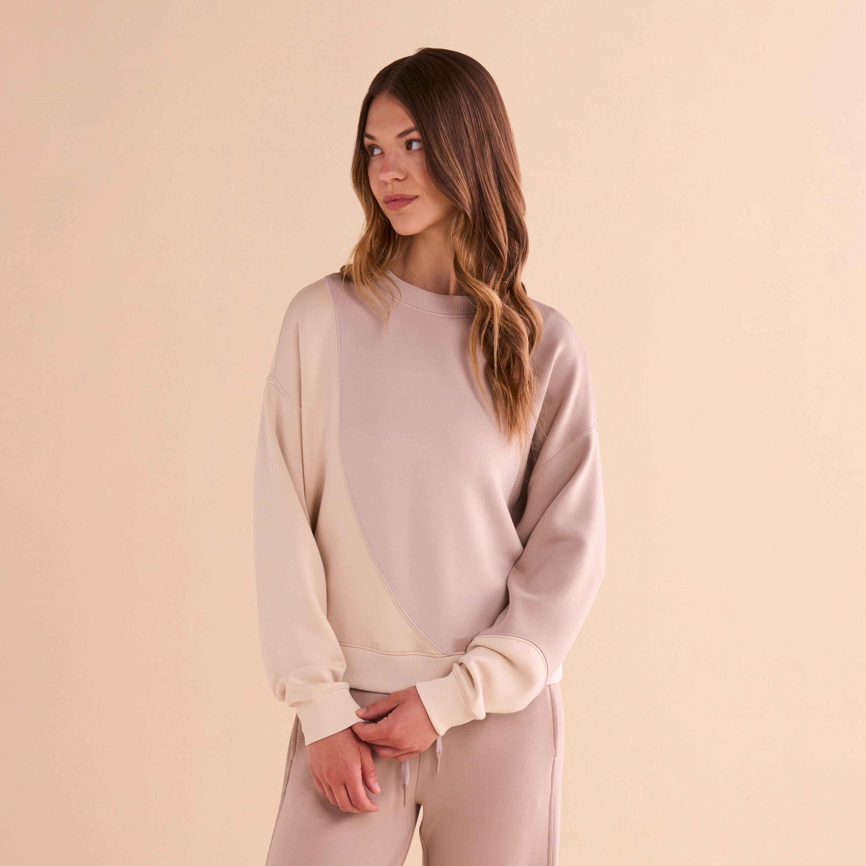 Image of Natural Reflections Soft Haven Scuba Wave Sweatshirt - String