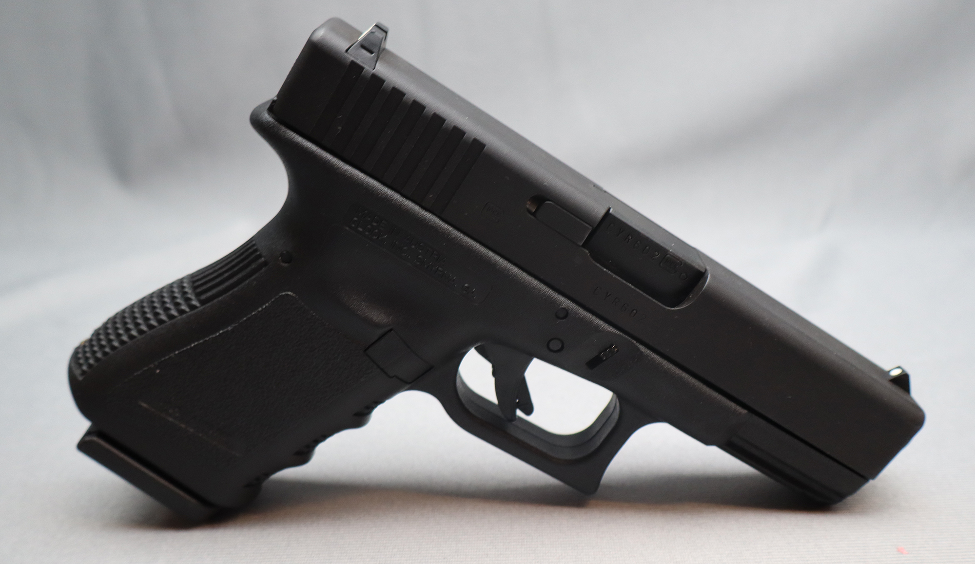 Glock ~ 23 ~ .40 S&W - Bass Pro Shops