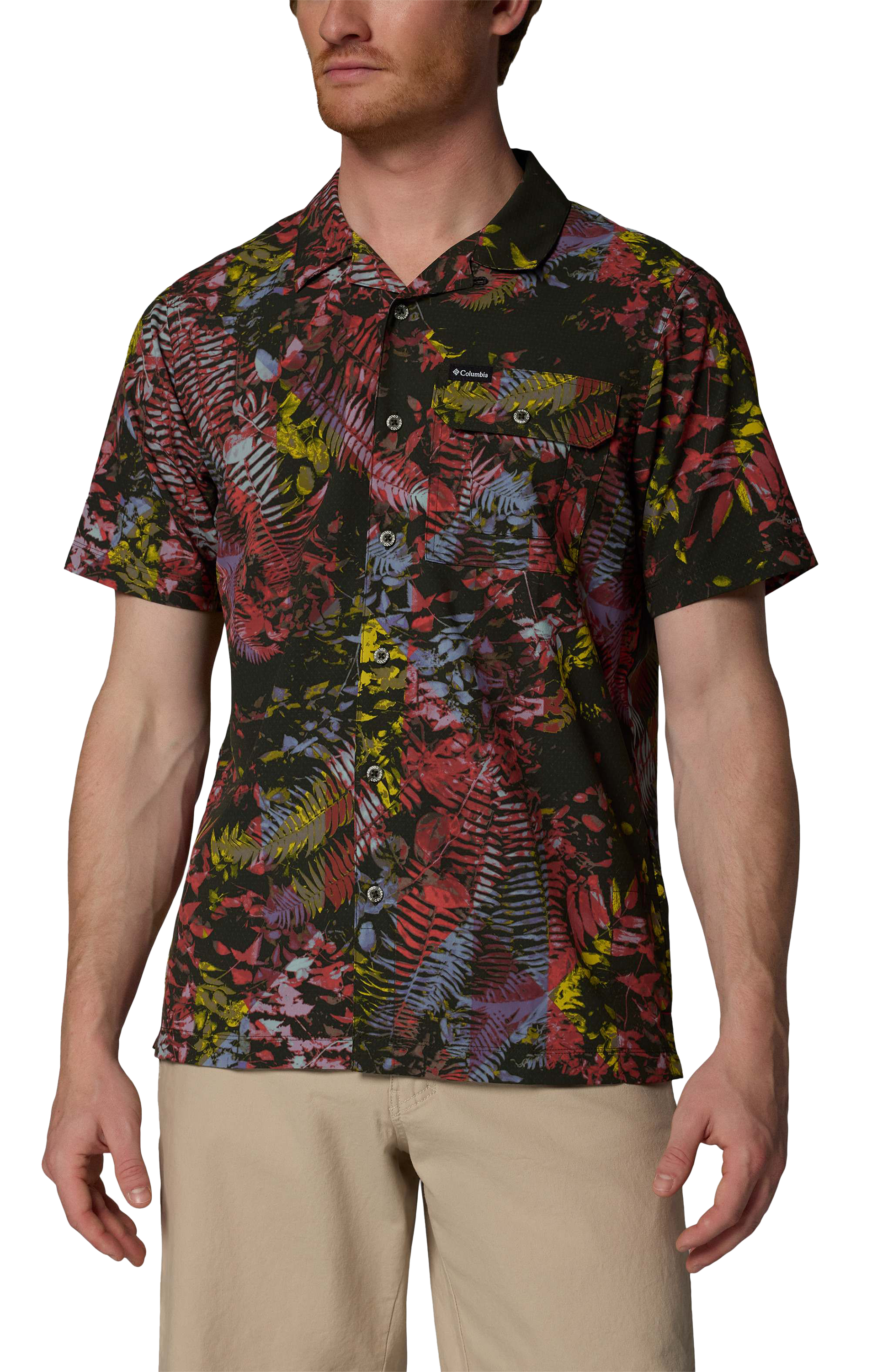 Image of Columbia Tech Trail Utility Printed Woven Short-Sleeve Button-Down Shirt - Washed Red/Geofern Greenscape