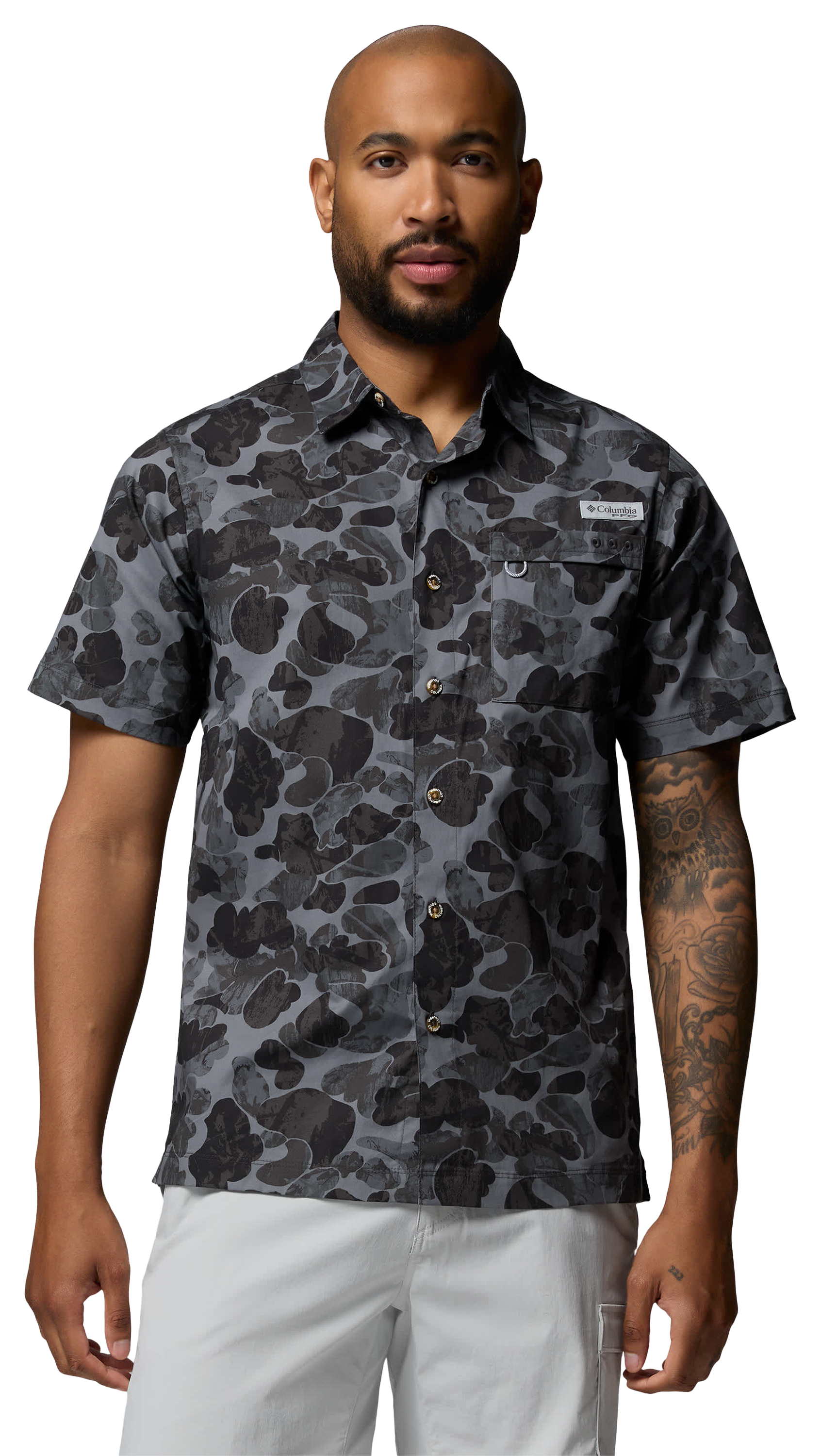 Image of Columbia Wild Cast Camp Short-Sleeve Shirt - Shark Deltawoods