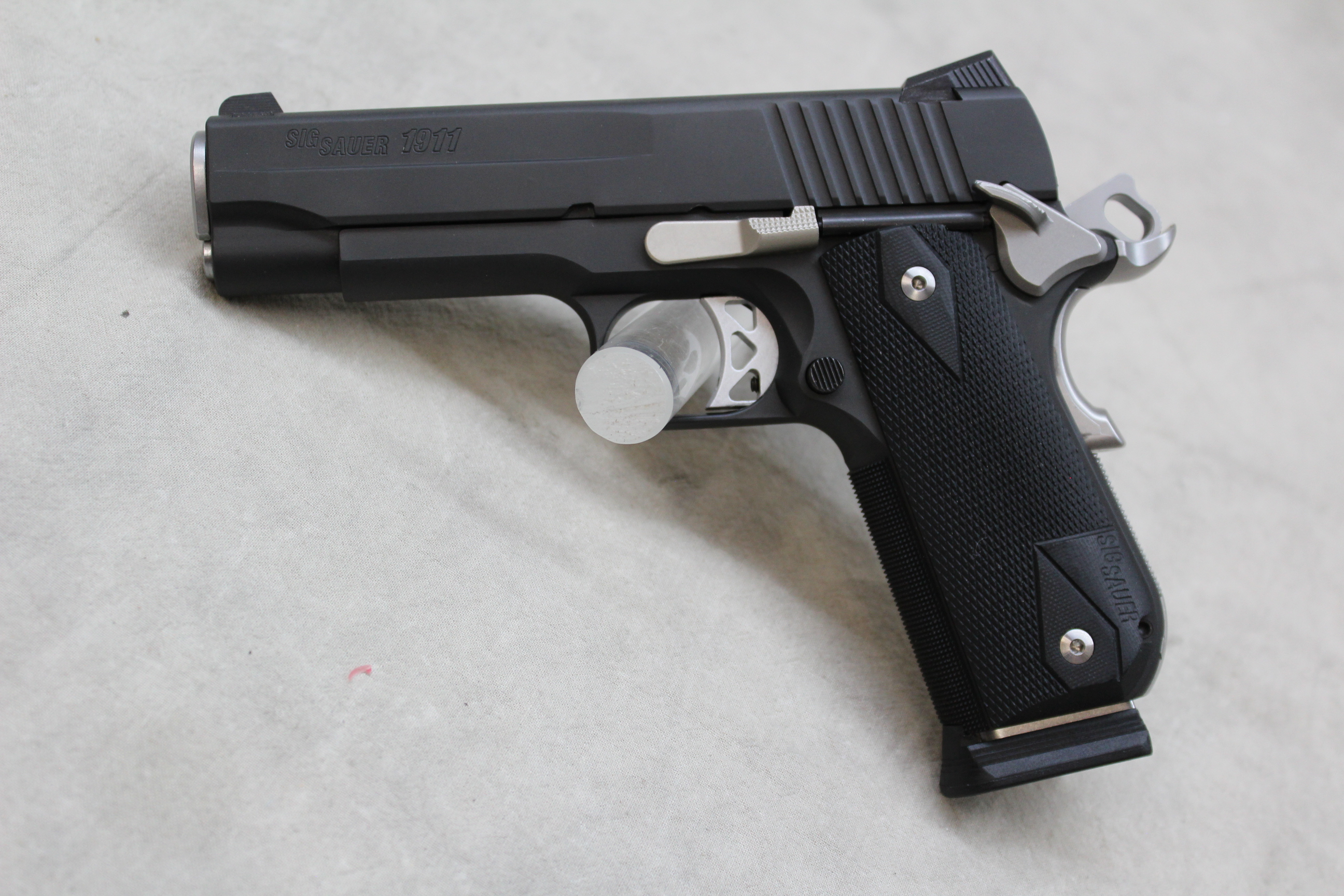 Sig Sauer 1911 ~.45 Auto~ - Bass Pro Shops