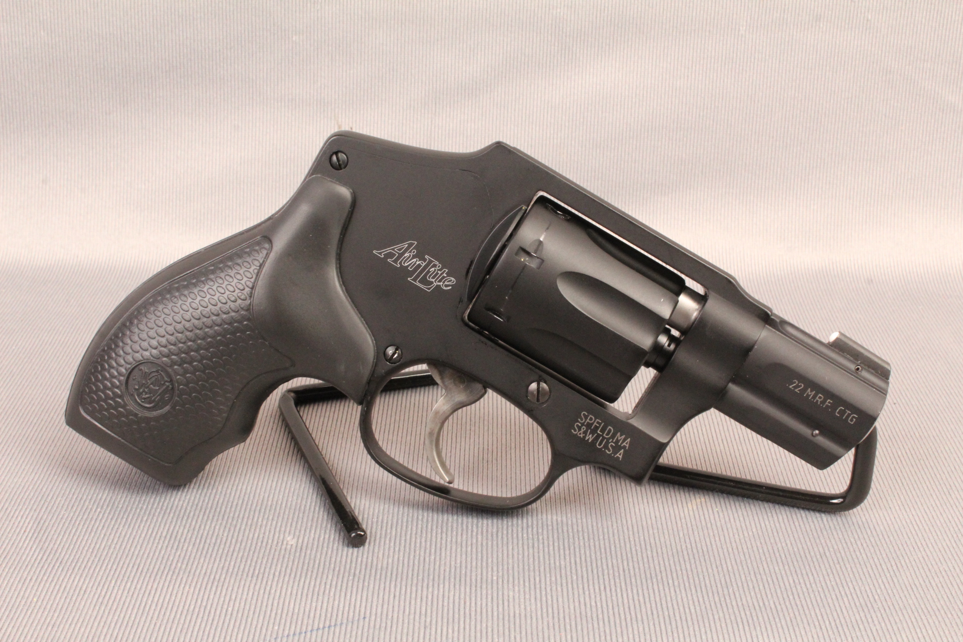 Smith & Wesson ~ 351C ~ .22 MRF - Bass Pro Shops