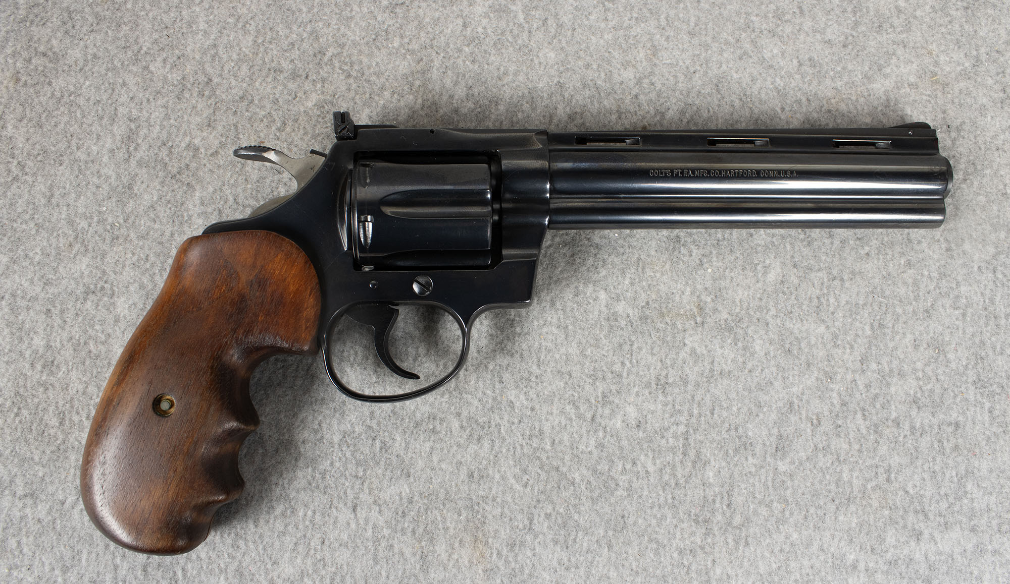 Colt ~ Diamondback ~ .22 S, L, LR - Bass Pro Shops