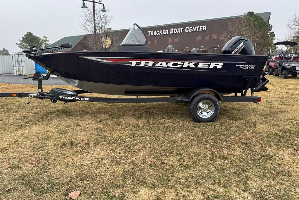 Image of 2026 TRACKER PRO GUIDE V-175 WT