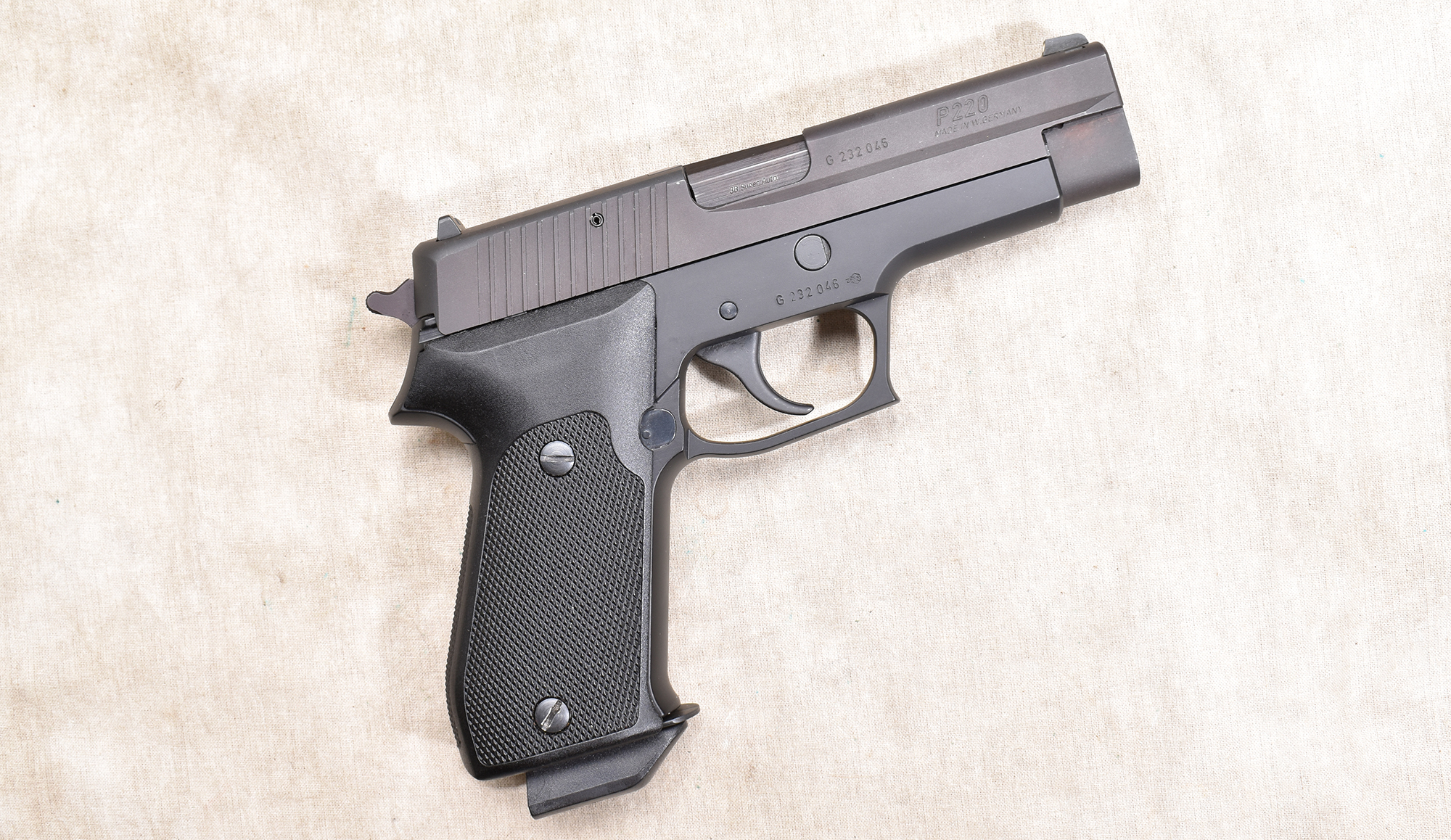 SIG SAUER ~ P220 ~ .38 SUPER - Bass Pro Shops