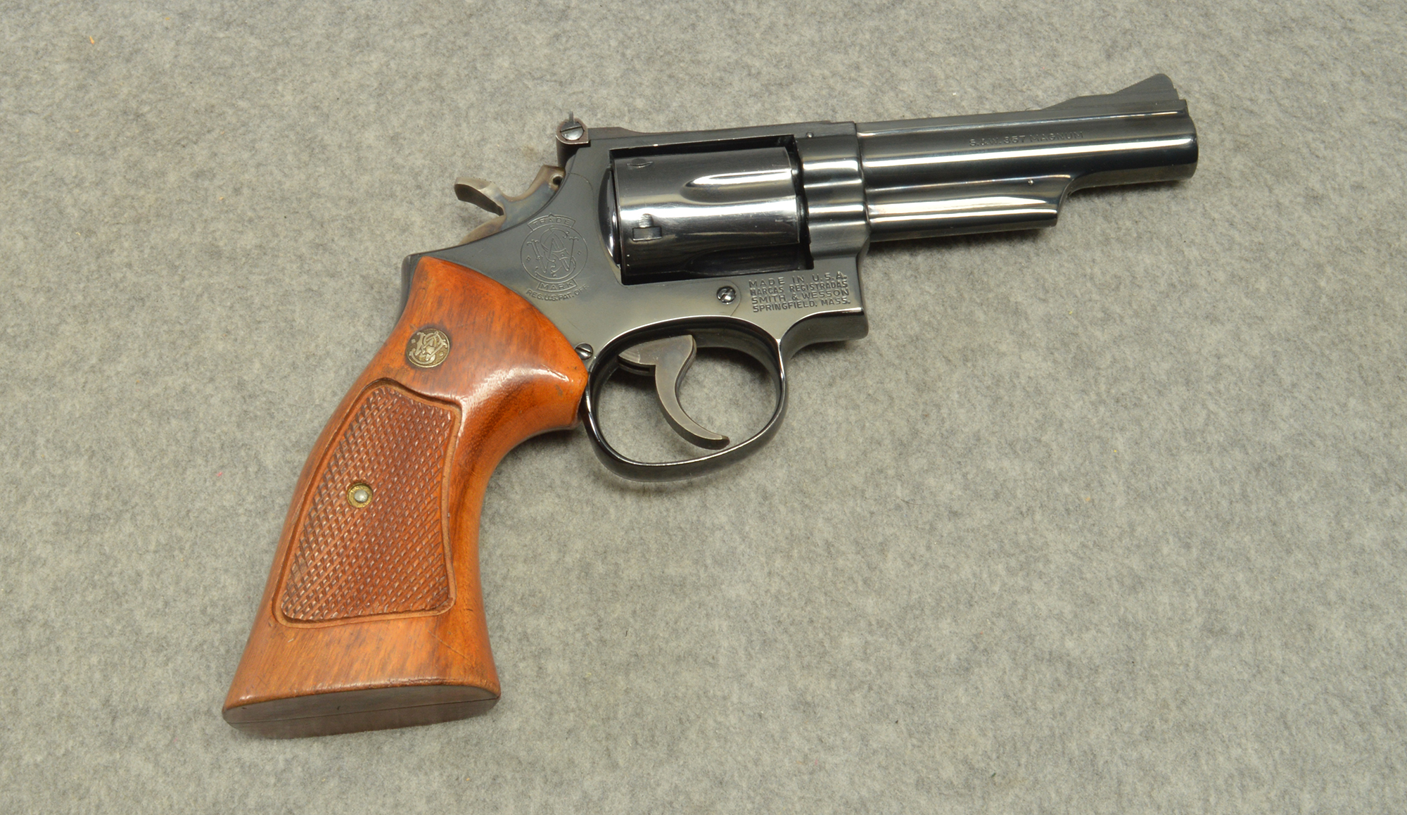 Smith & Wesson ~ 19-4 ~ .357 Magnum - Bass Pro Shops