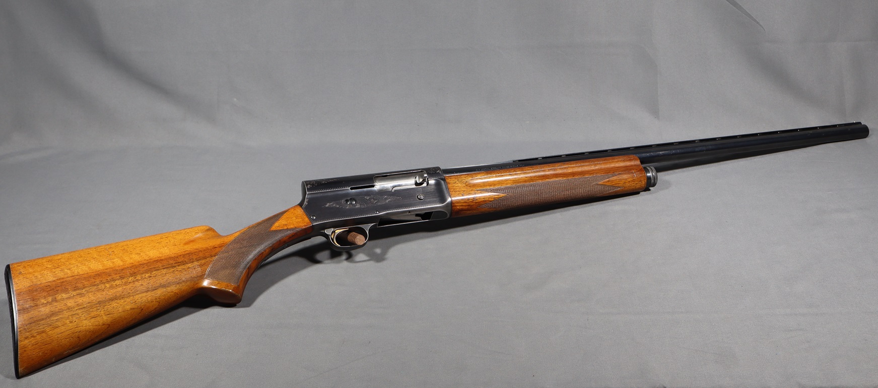 Browning~Light Twelve~12 Gauge - Bass Pro Shops