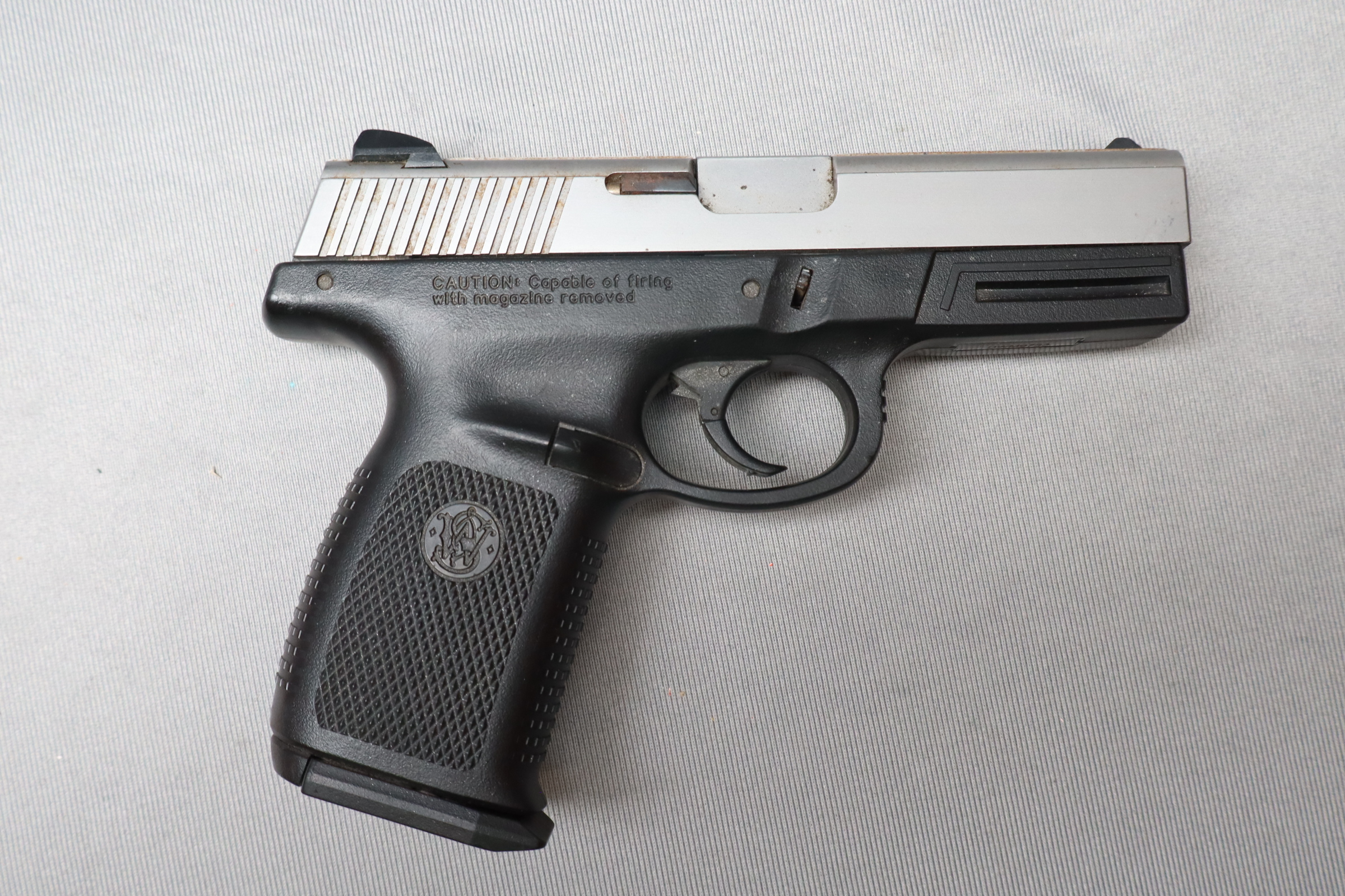 Smith & Wesson ~ SW9VE ~ 9mm Luger - Bass Pro Shops