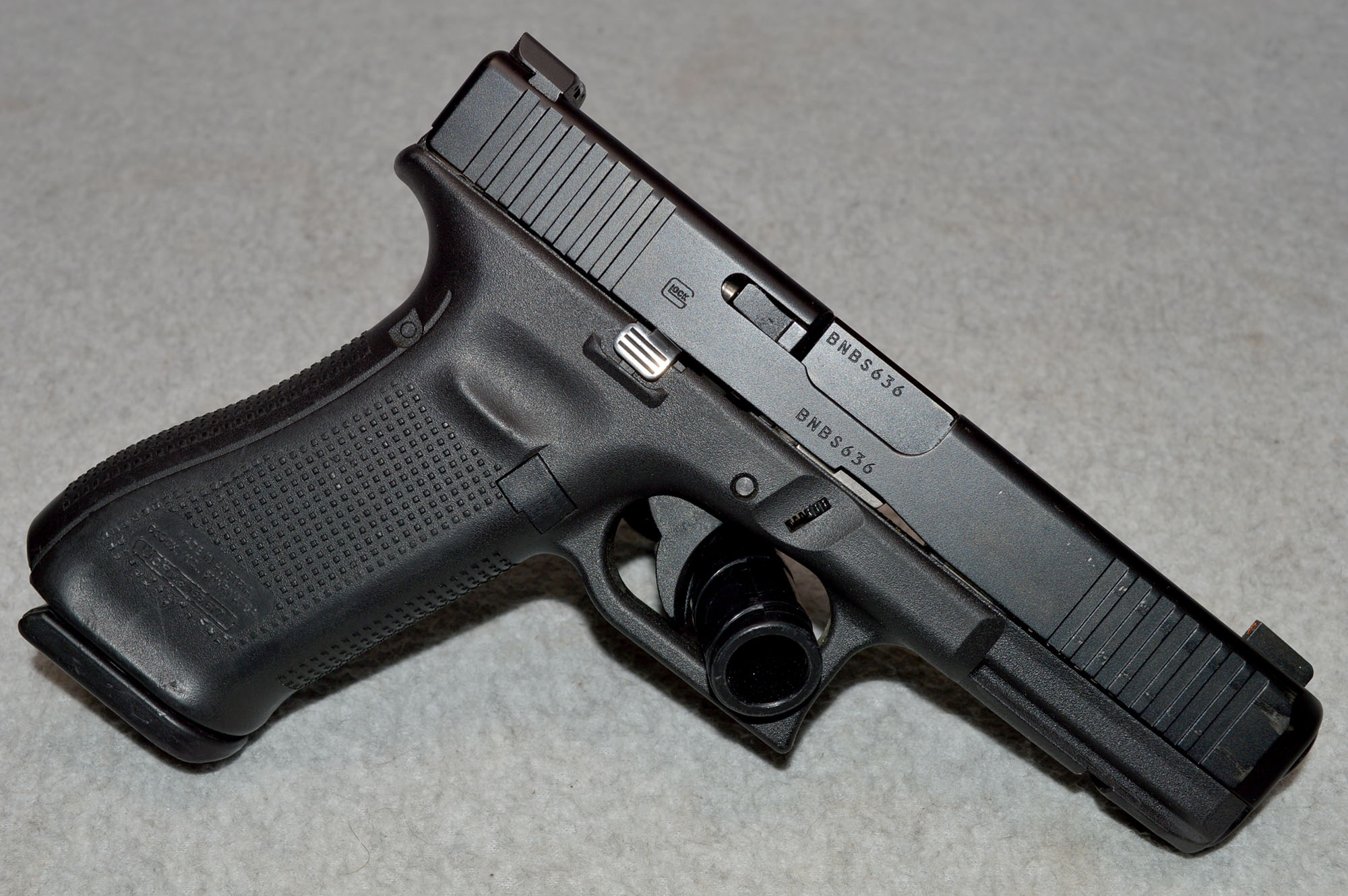 Image of Glock ~ 17 GEN 5 (LE Trade in) ~ 9mm Luger