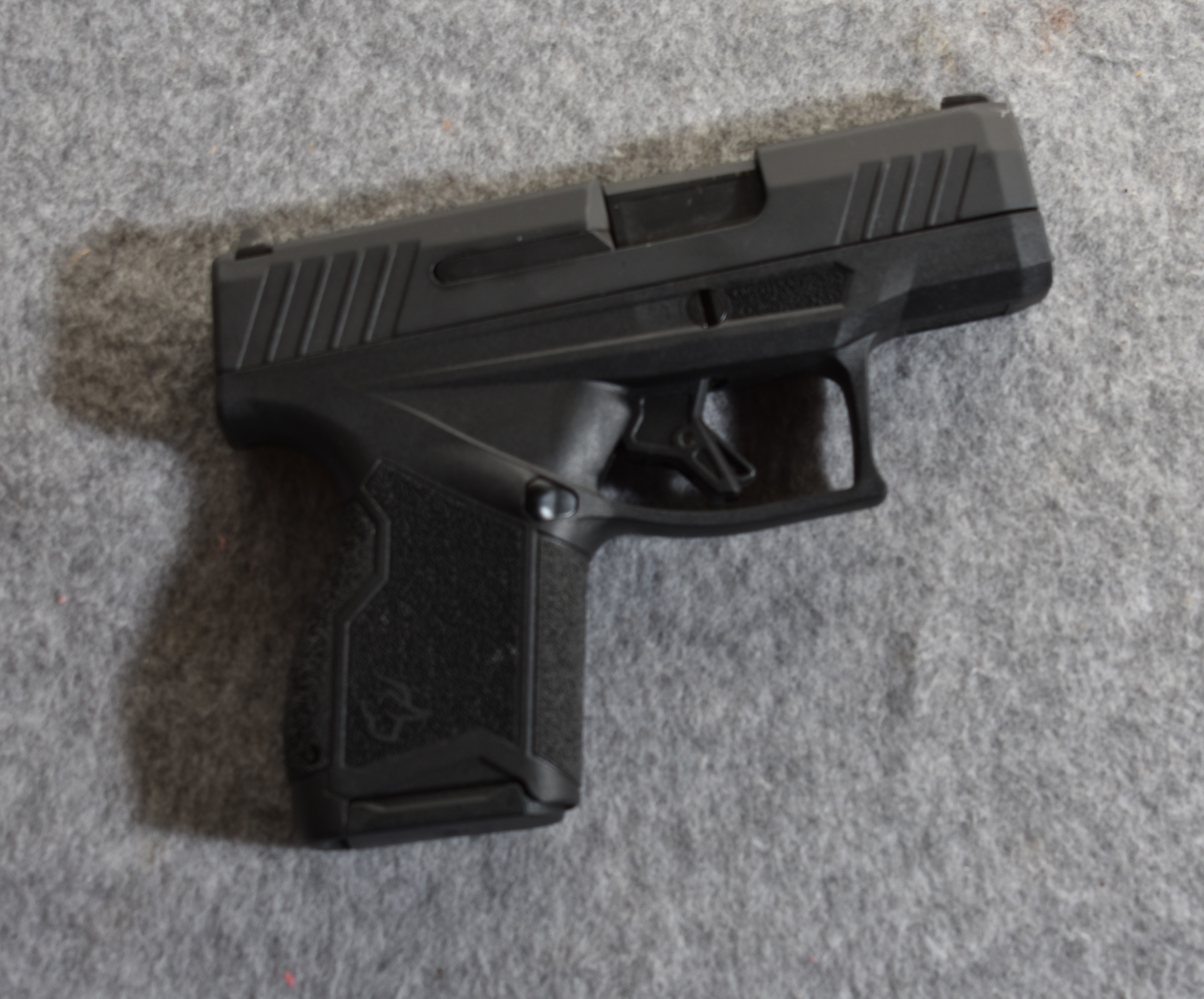 Taurus Gx4 Compact 9mm Semiautomatic Pistol - Bass Pro Shops