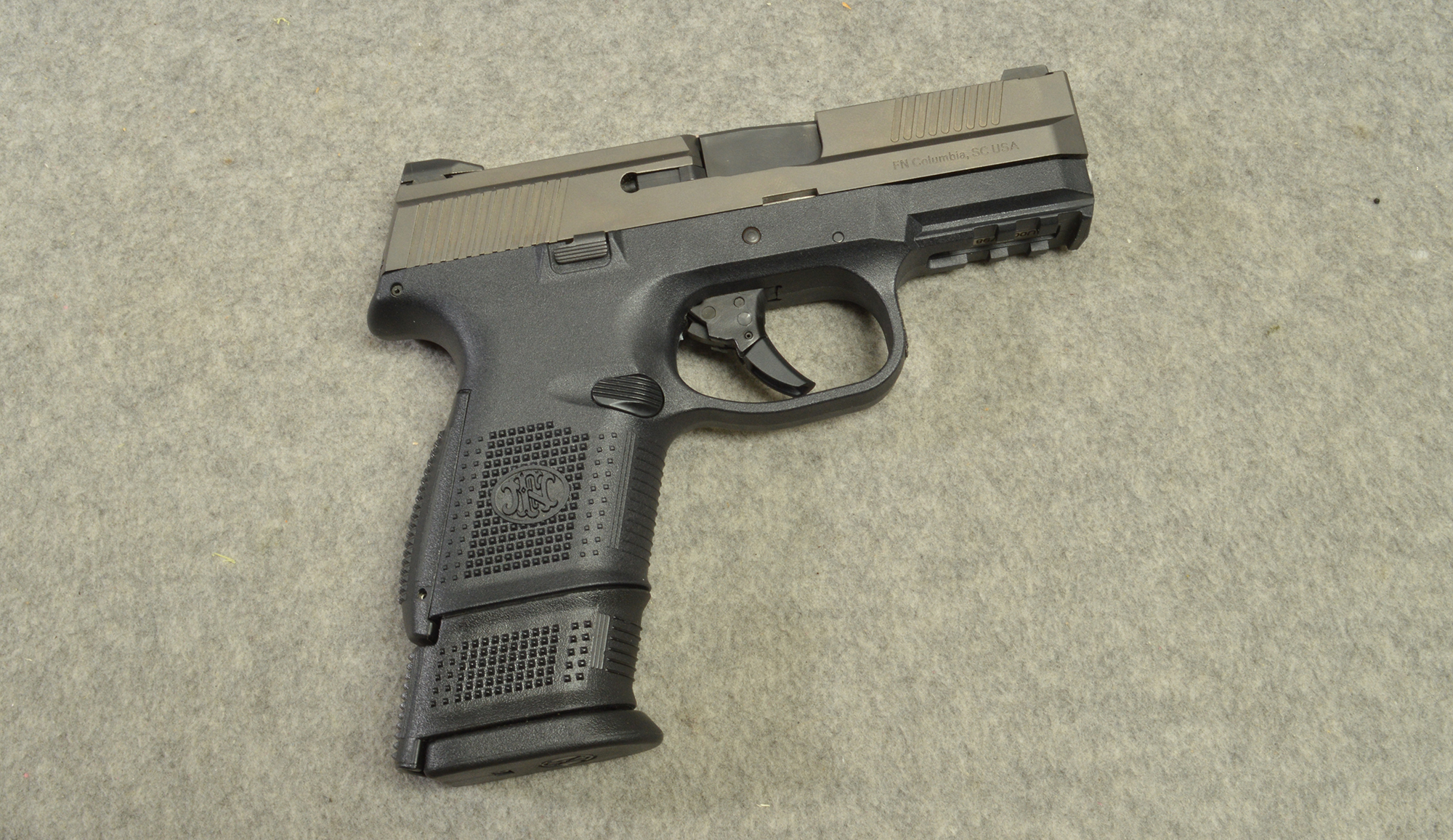 FN ~ FNS-9C ~ 9mm - Bass Pro Shops