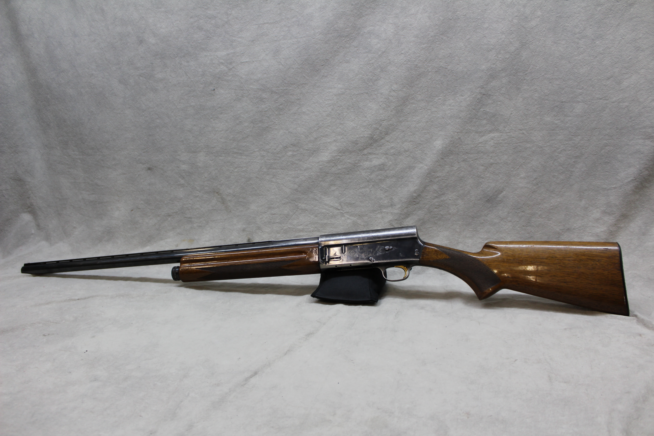 Browning Light Twelve A5 ~12 Gauge~ - Bass Pro Shops