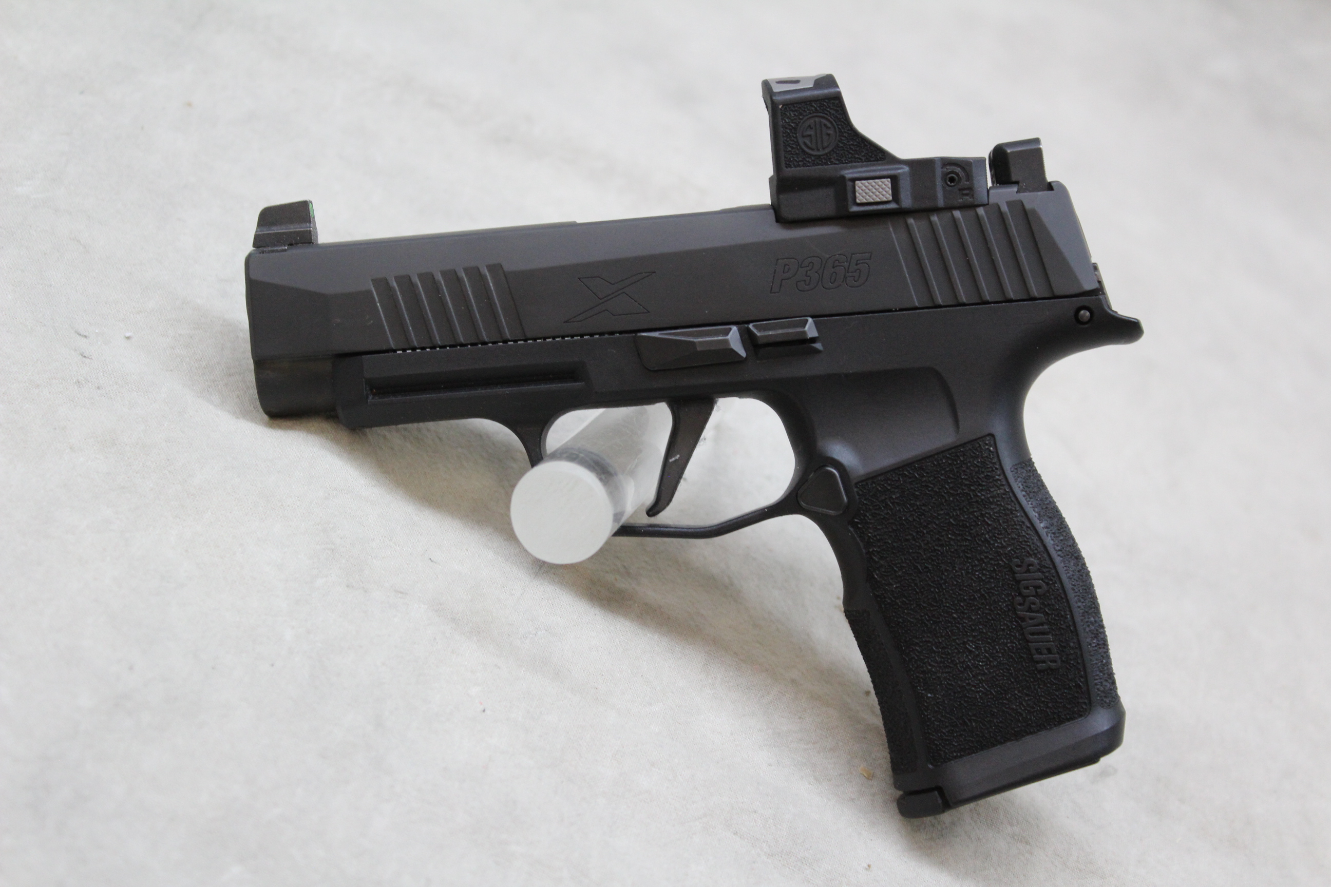 Sig Sauer P365 ~9mm Luger~ - Bass Pro Shops
