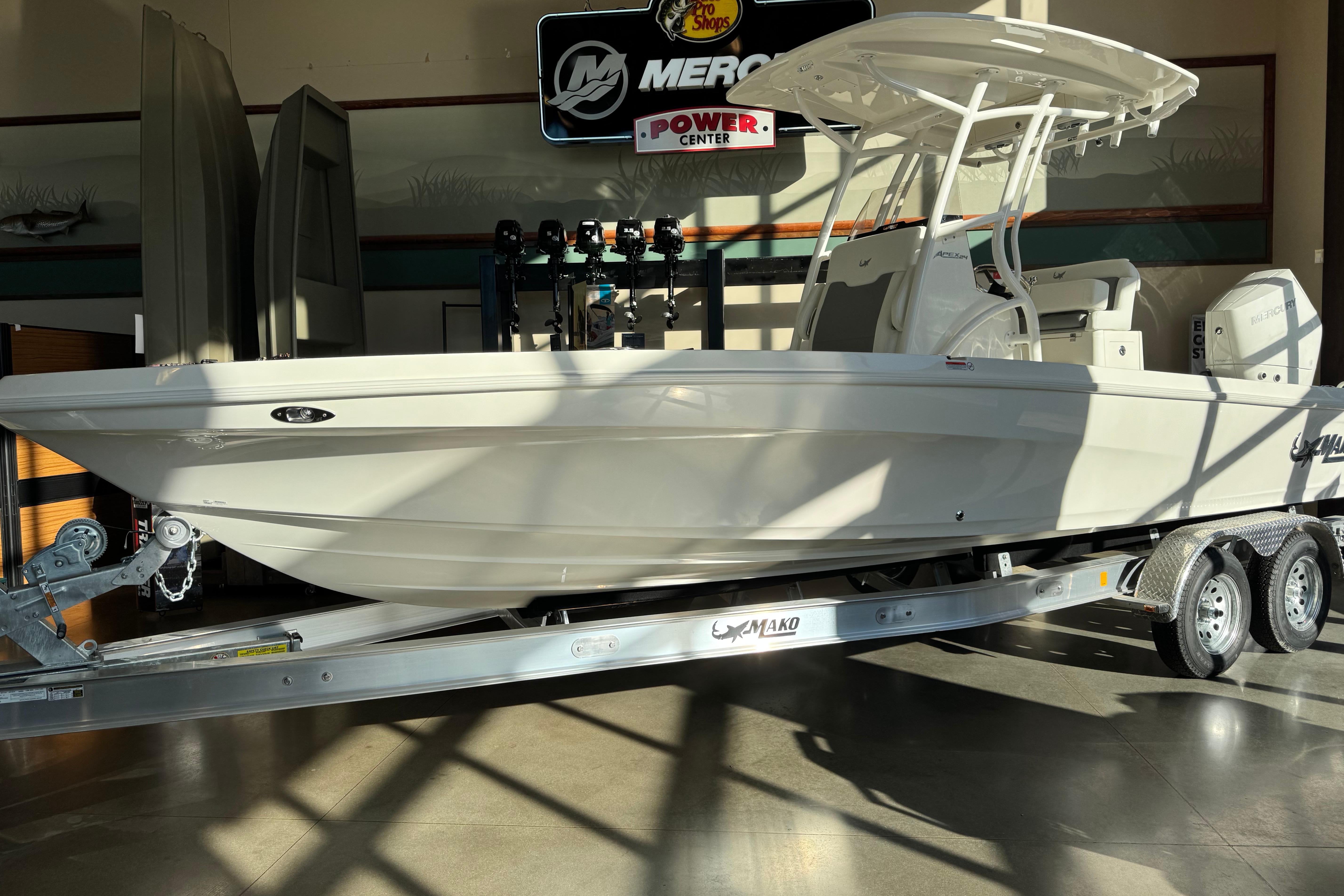 Image of 2026 MAKO 24 APEX