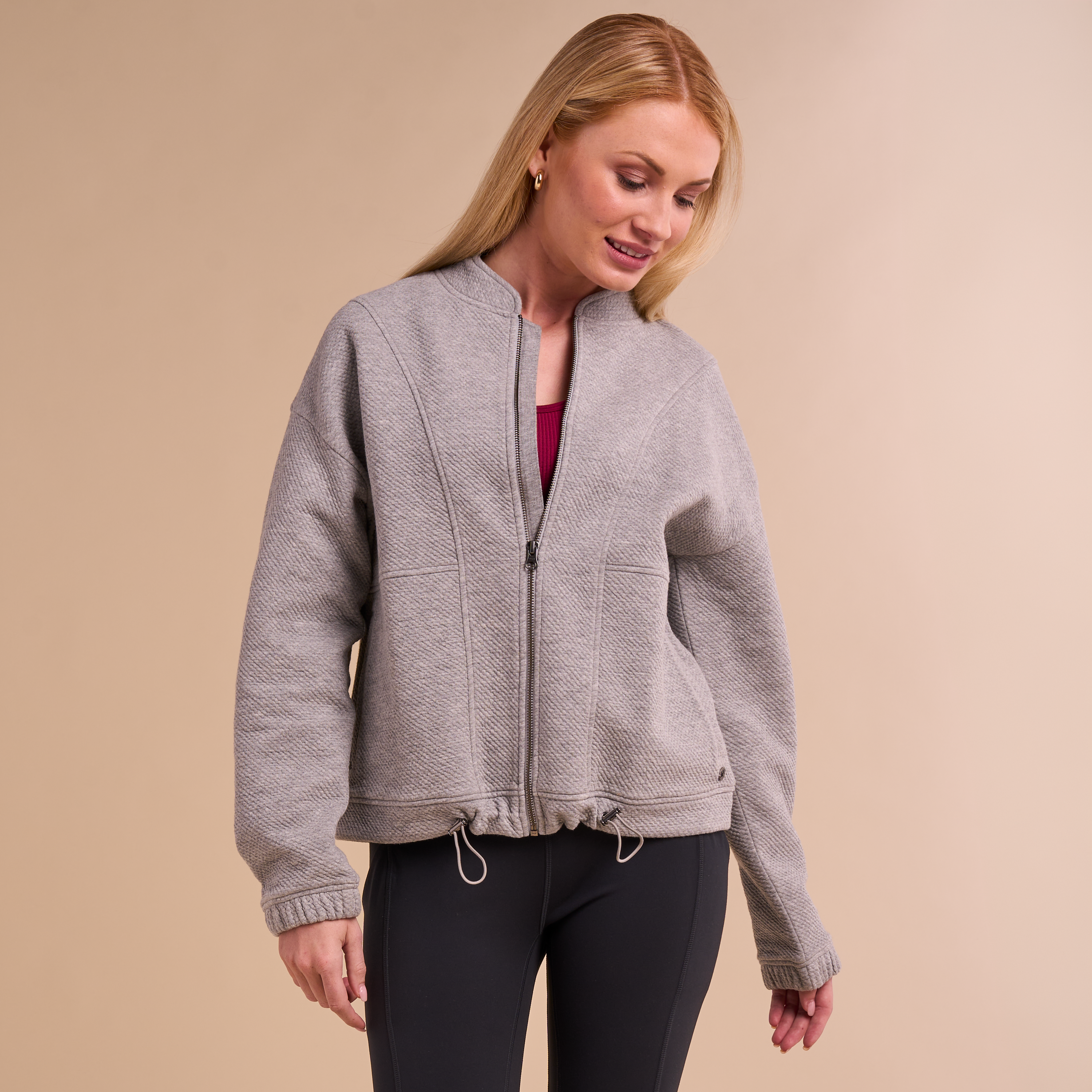 Image of Natural Reflections Crest Quilted Jacket - Heather Gray
