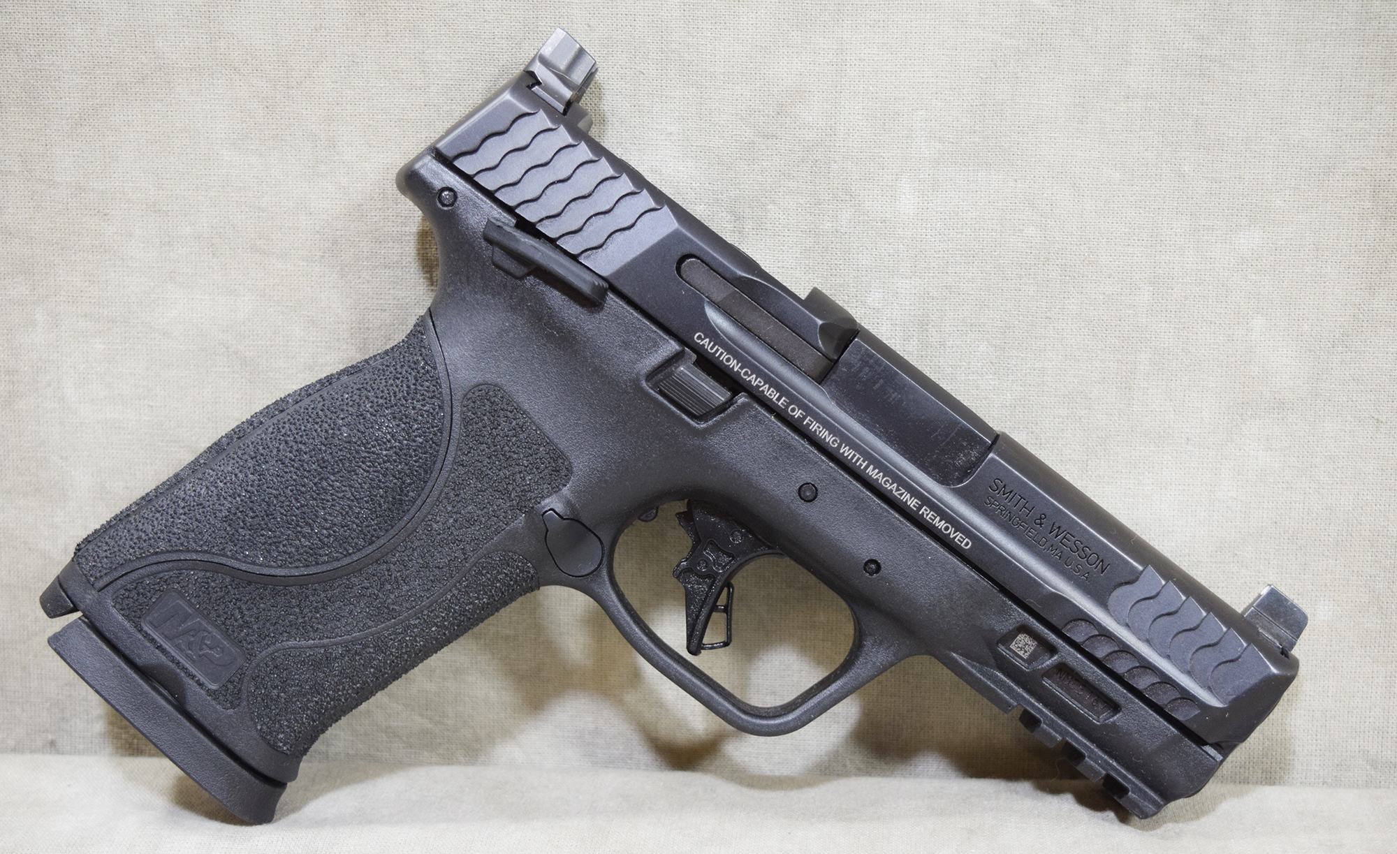 Smith & Wesson~M&P 10mm M2.0~10mm Auto - Bass Pro Shops